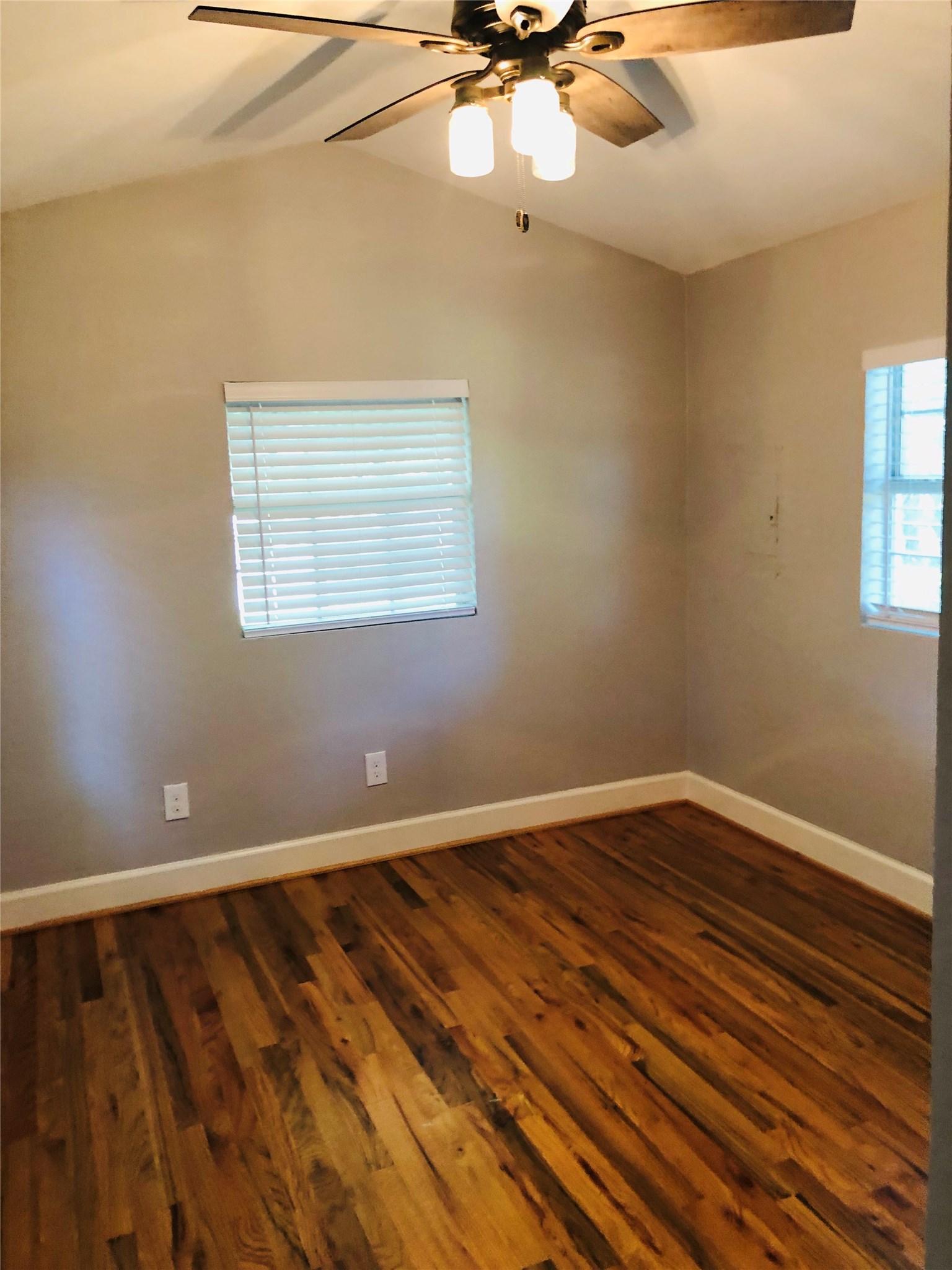 734-a Mcdaniel Street Property Photo 13