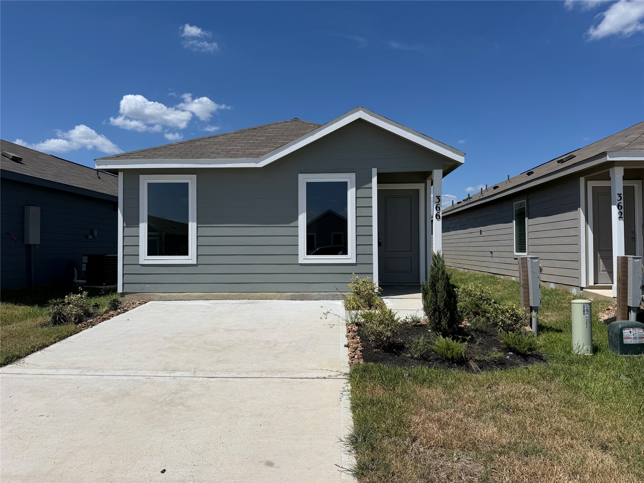 366 Lucia Property Photo 1