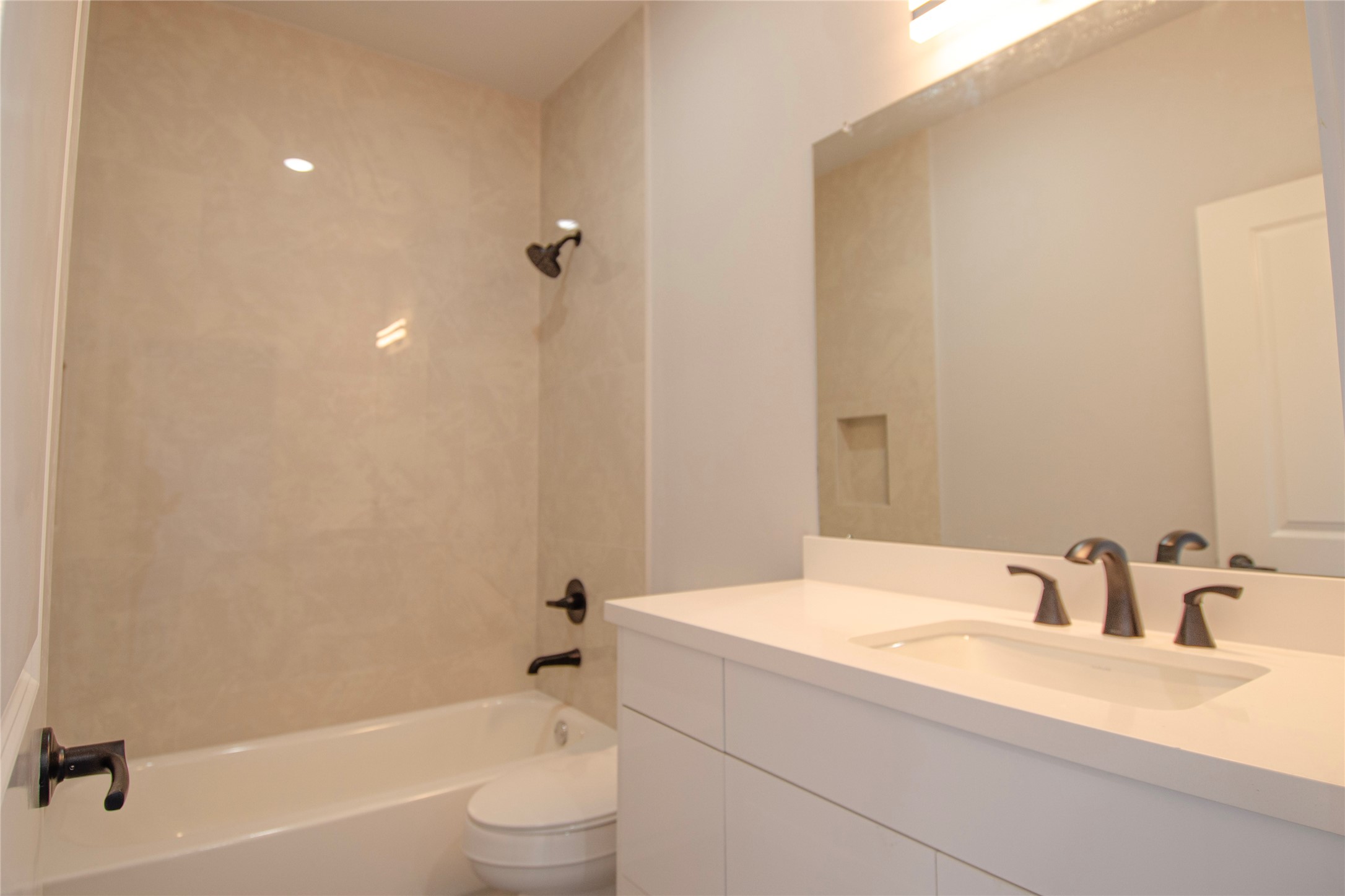 2832 Mansfield Street Property Photo 19