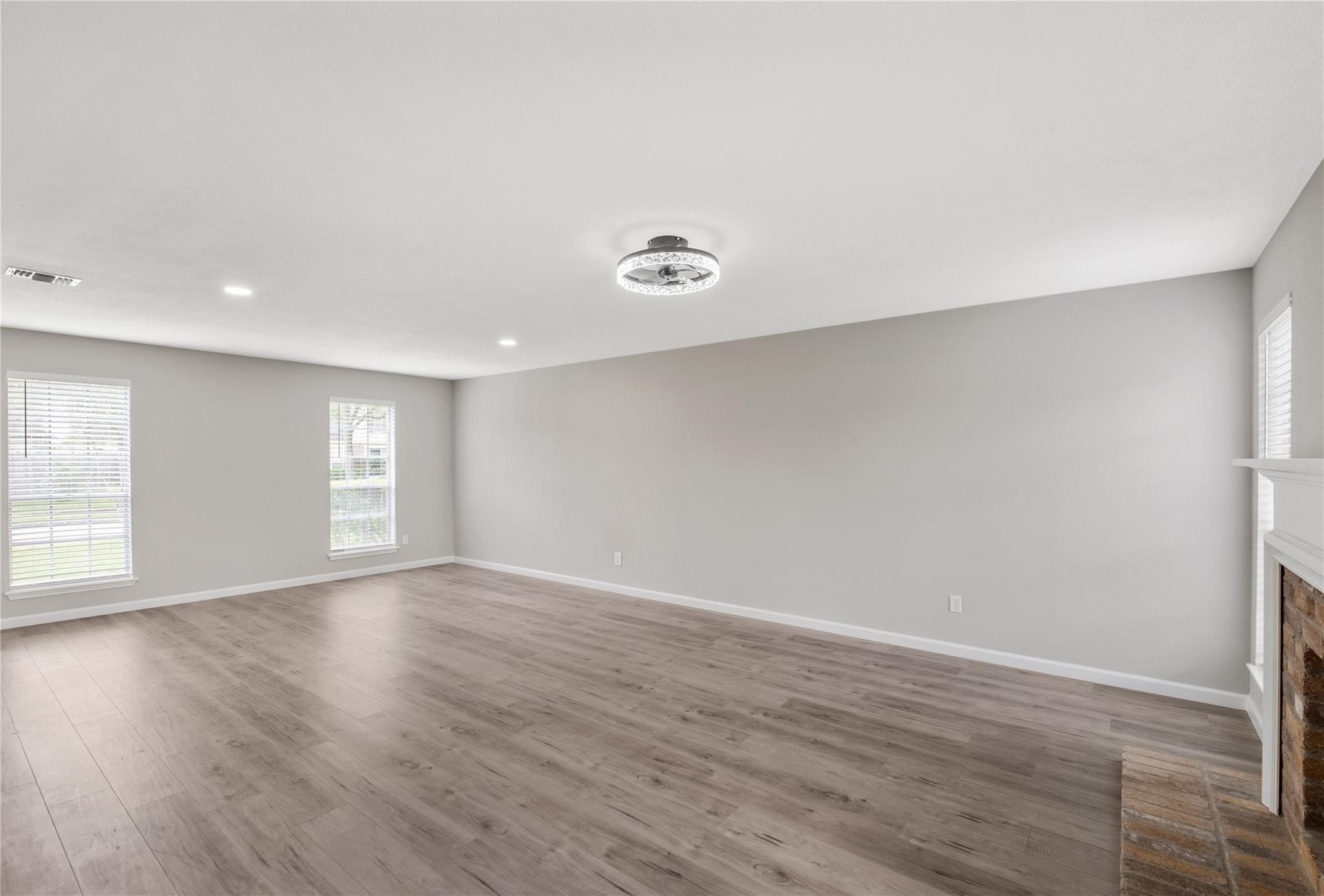 4523 Waterfall Way Property Photo 7