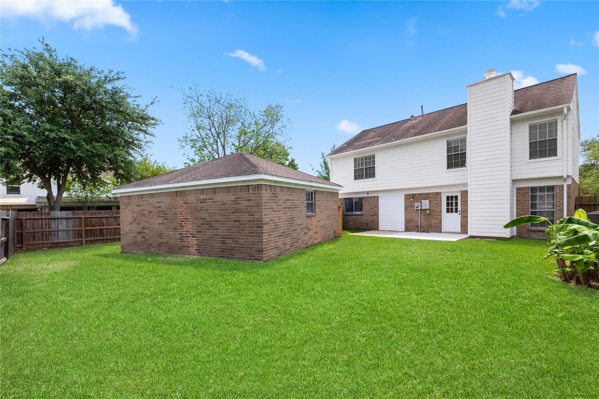 4523 Waterfall Way Property Photo 16