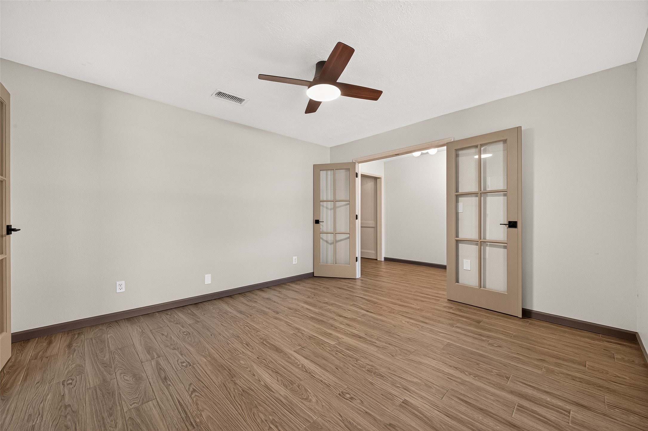2014 Franklin Circle Property Photo 7