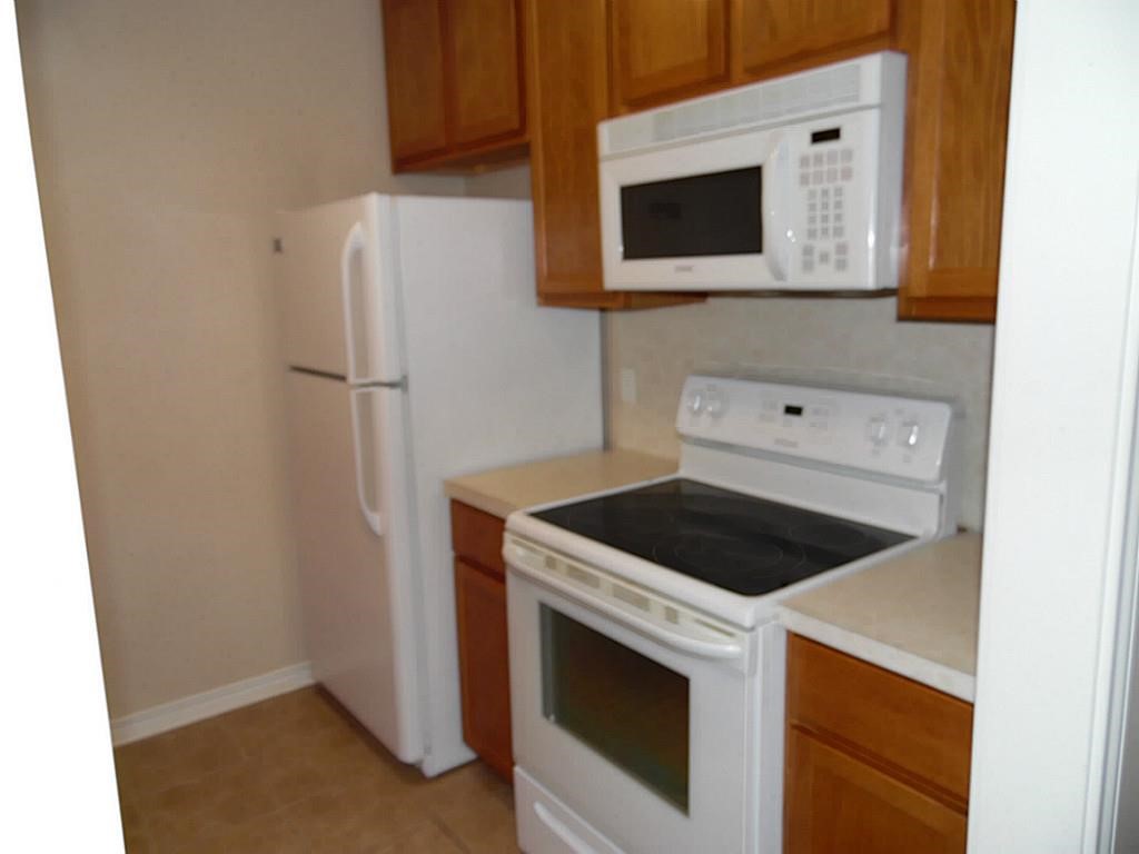200 W Worsham Street Property Photo 6