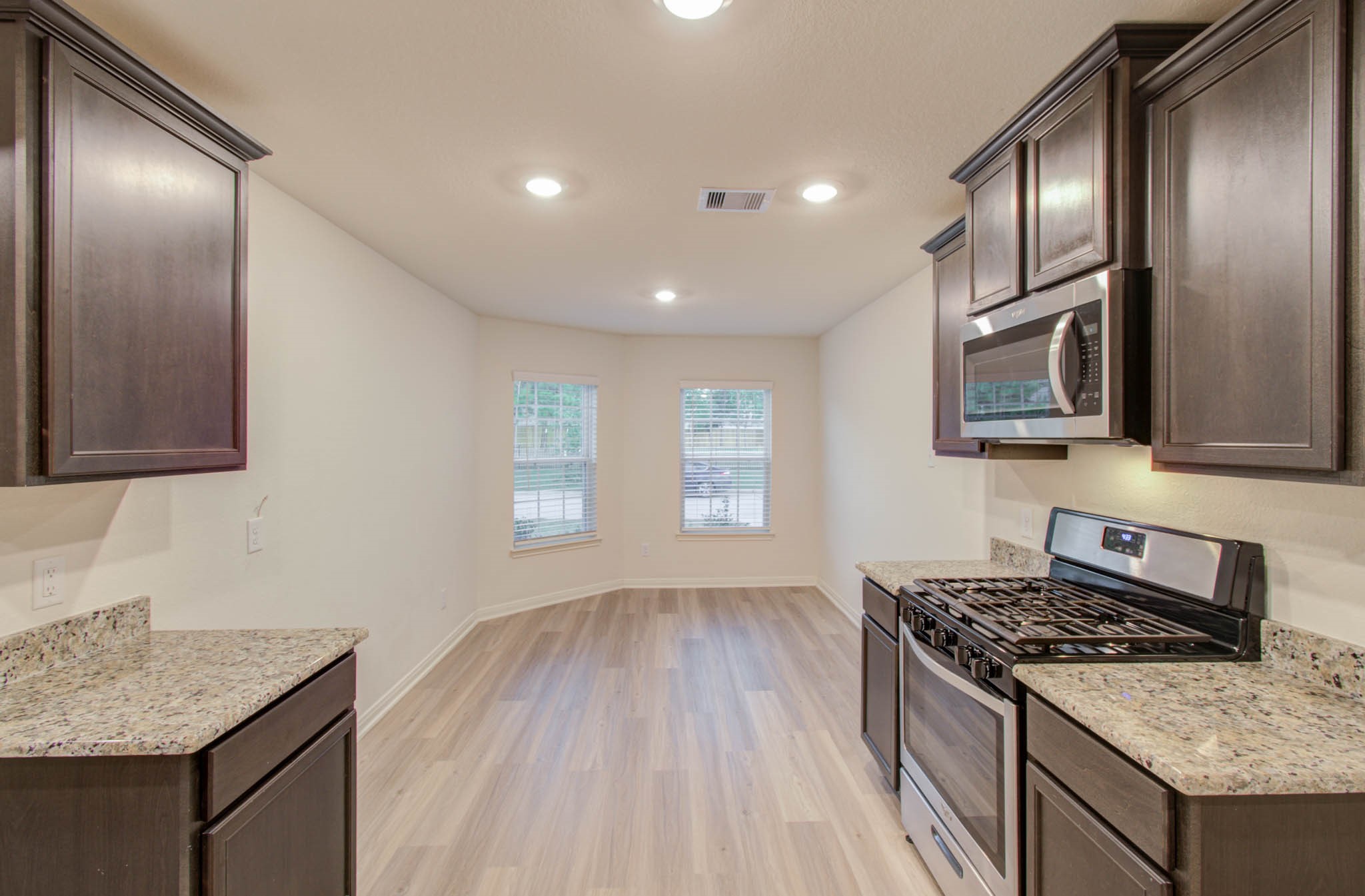 20739 Sunshine Meadow Drive Property Photo 3