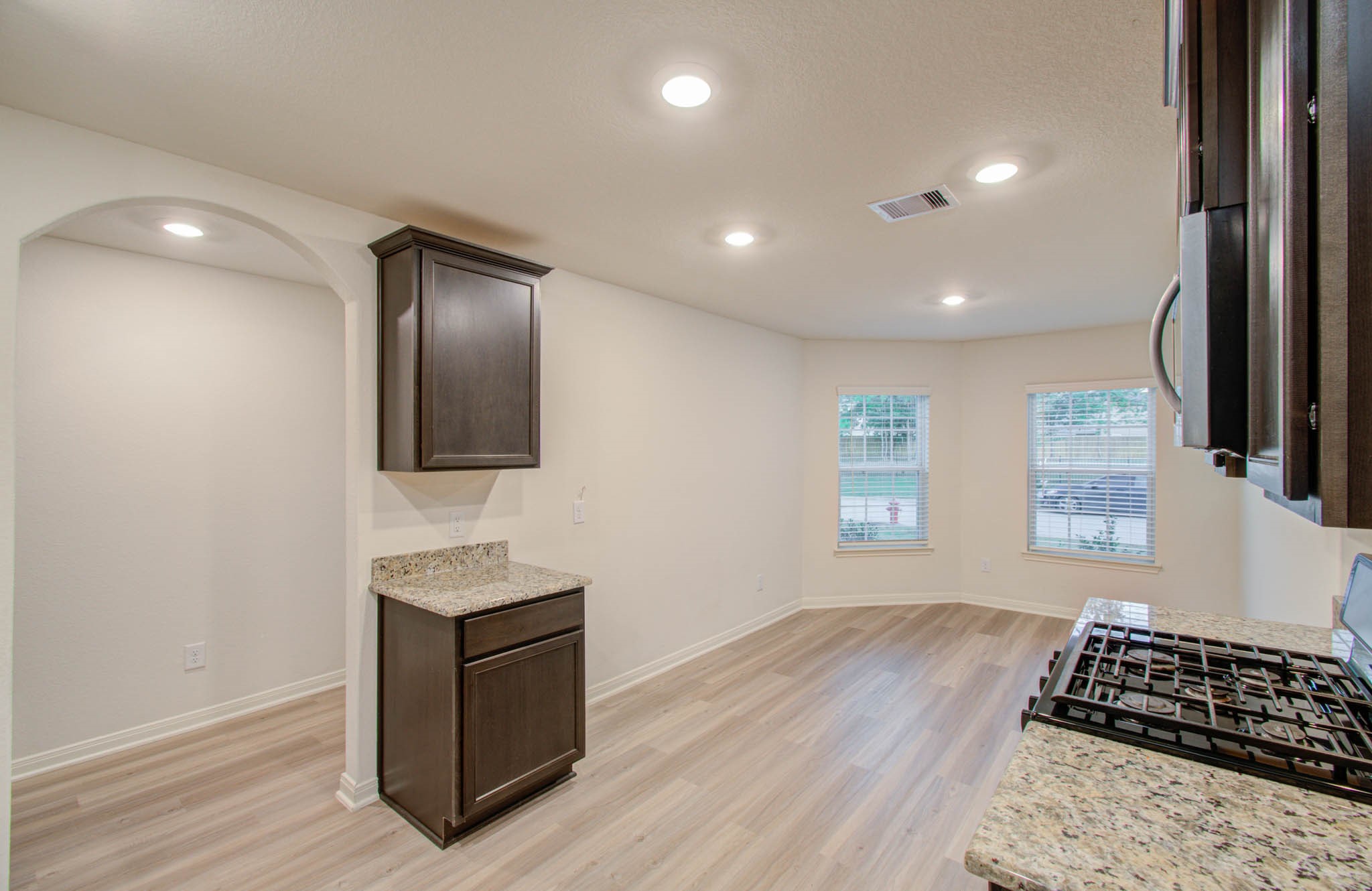 20739 Sunshine Meadow Drive Property Photo 16