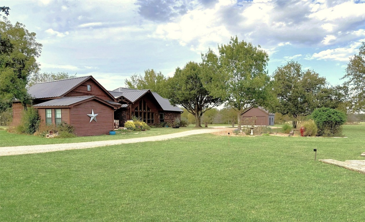 10794 Fm 2159 Property Photo 1