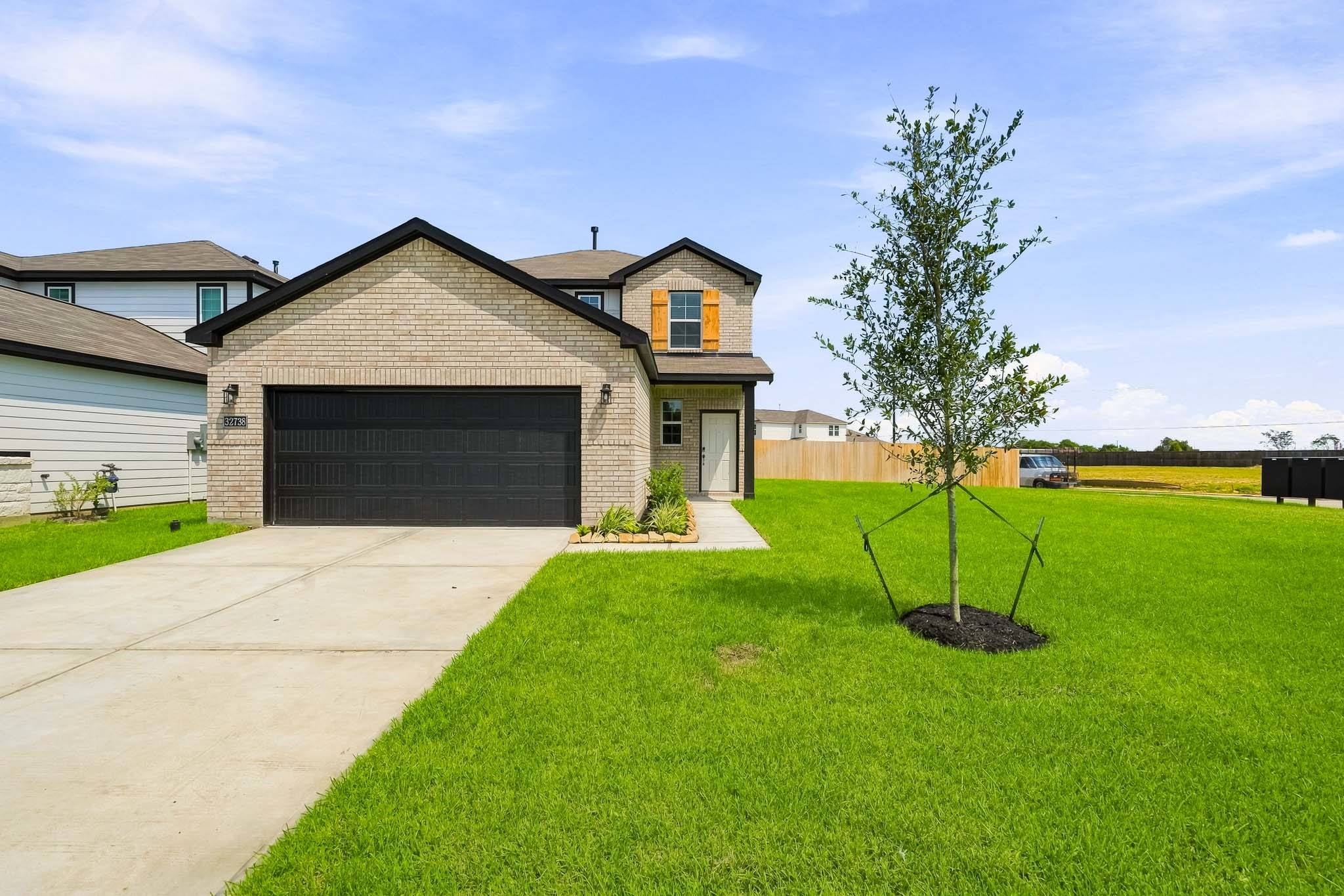 32738 Laureate Drive Property Photo 1
