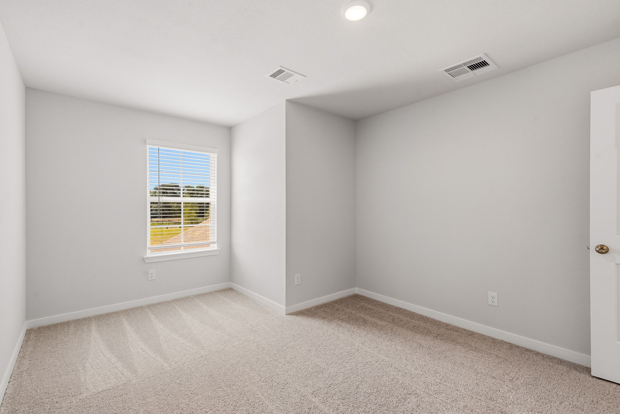 32738 Laureate Drive Property Photo 5