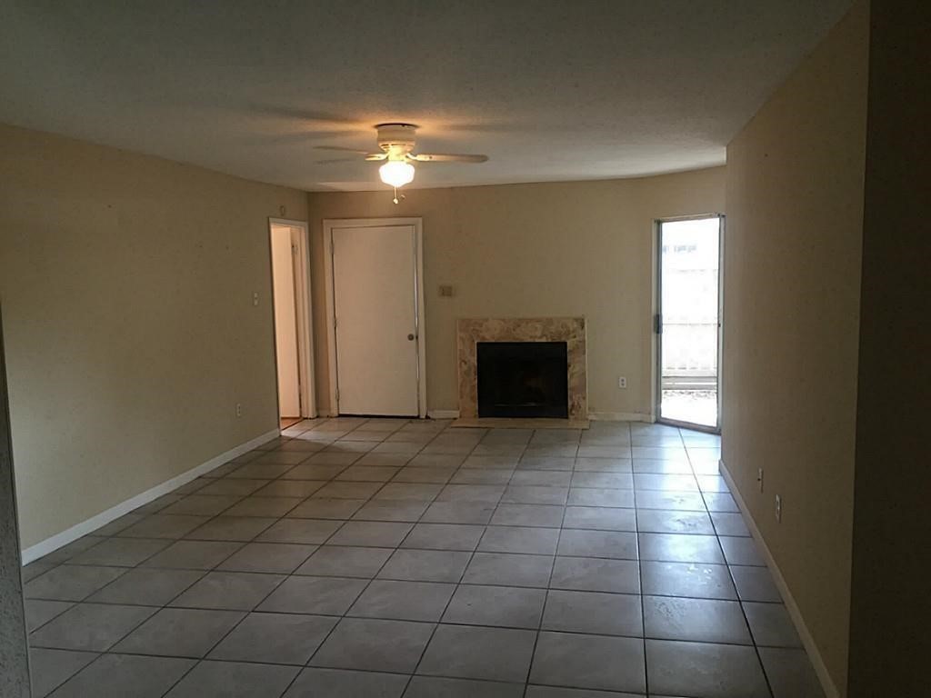 10603 S Wilcrest Drive 27 Property Photo 3