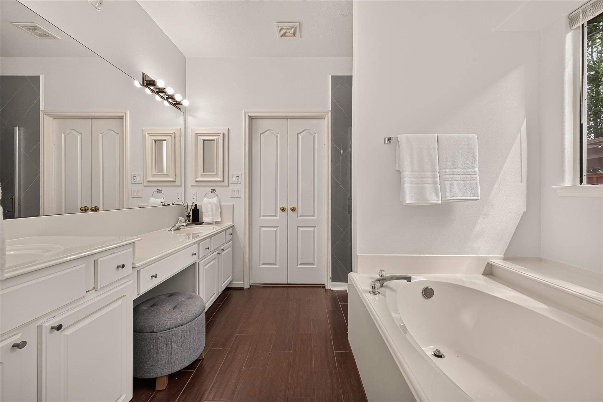 6211 Knollwood Trail Property Photo 29