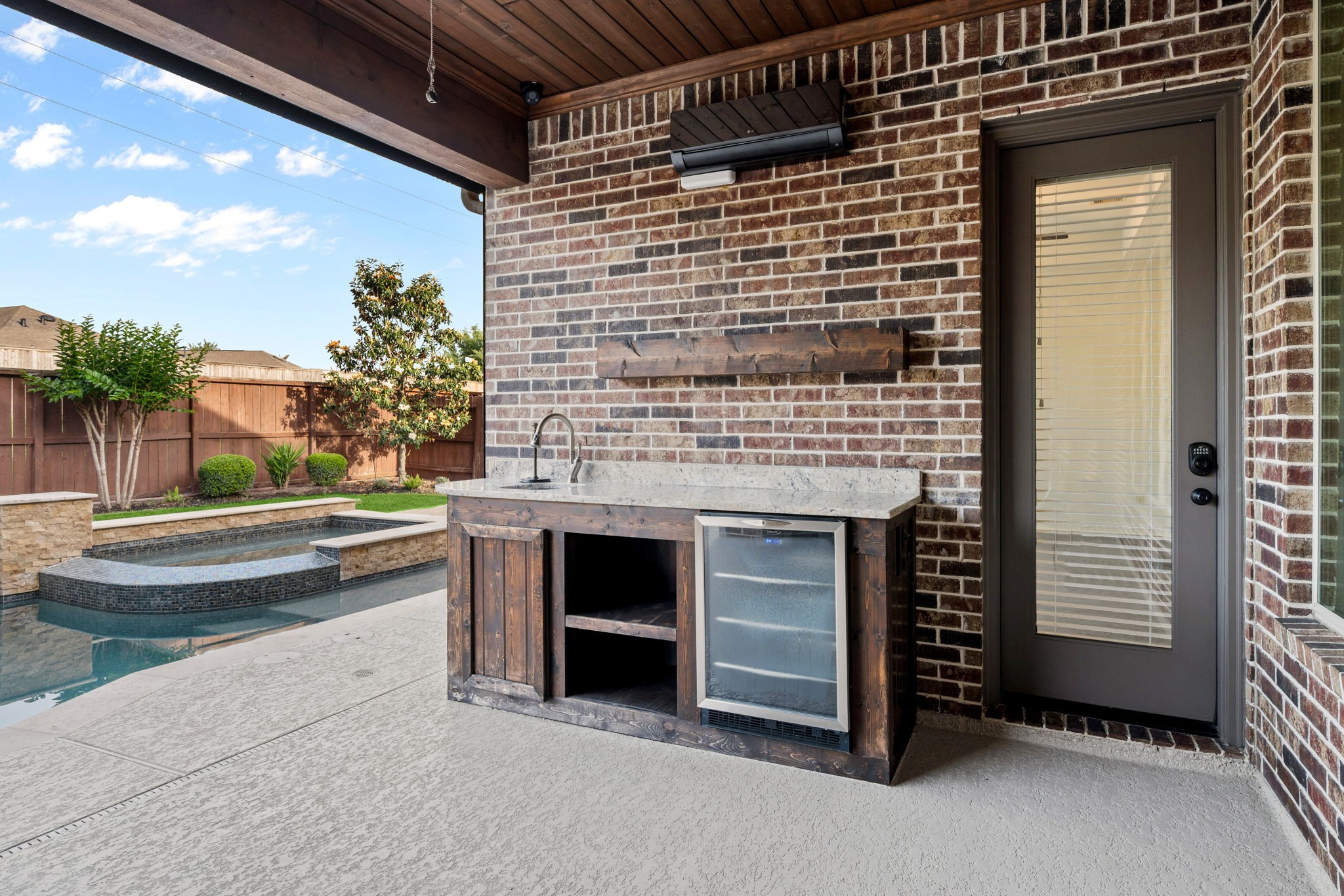 17215 Inyo National Drive Property Photo 41