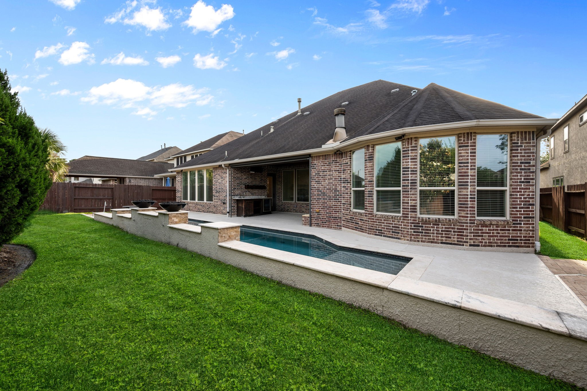 17215 Inyo National Drive Property Photo 44