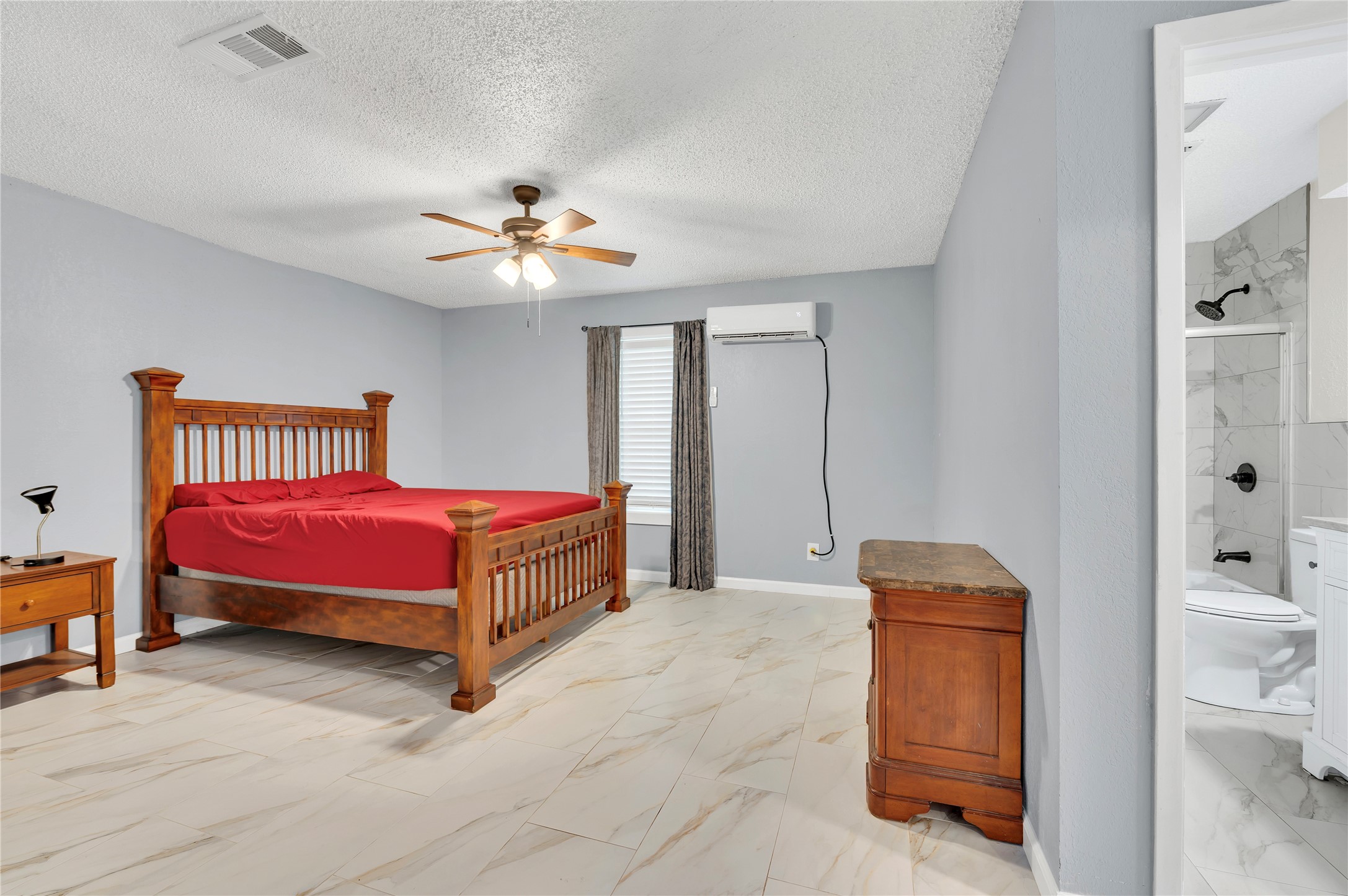 11601 28th Street Property Photo 13