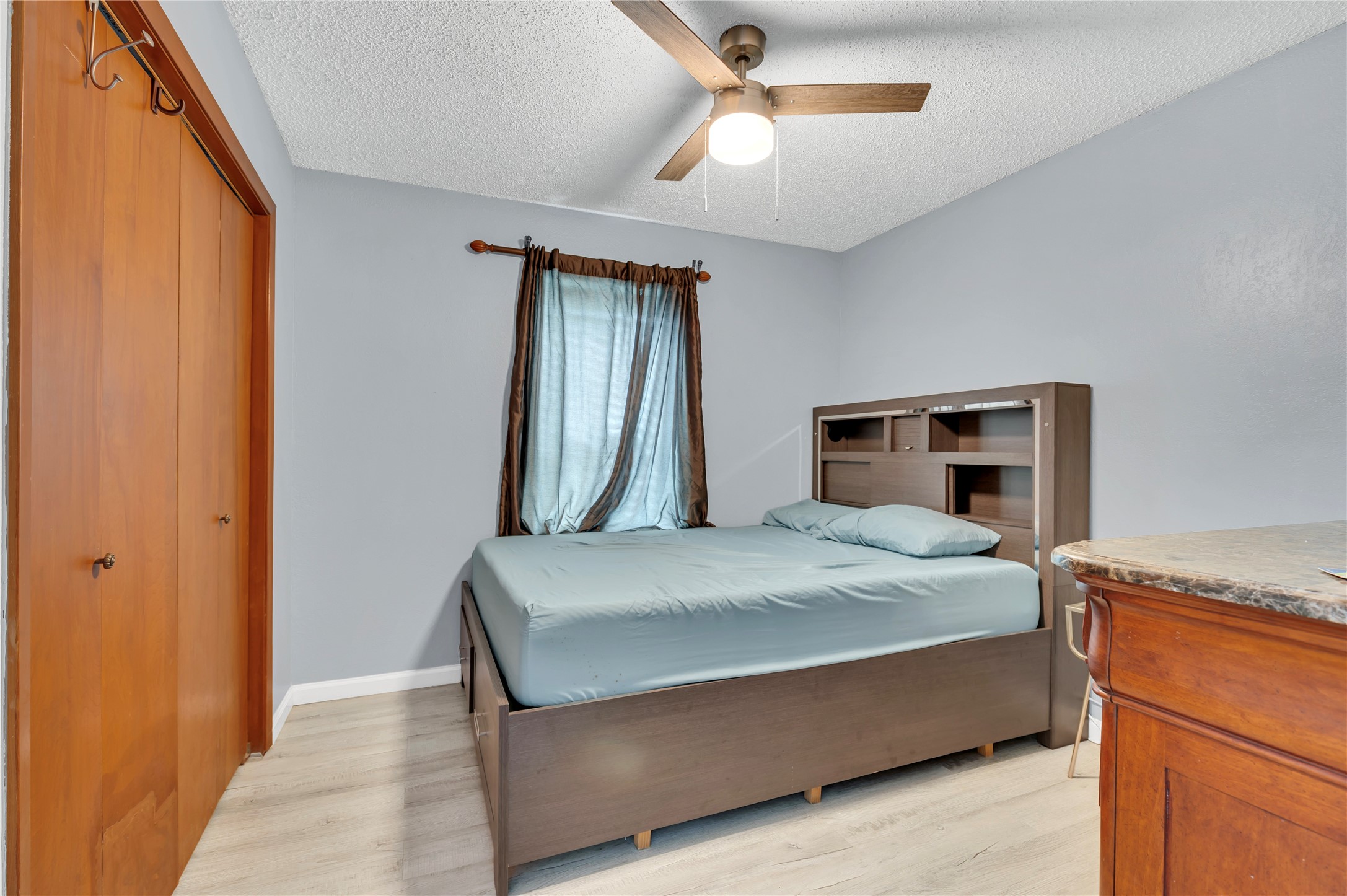 11601 28th Street Property Photo 14