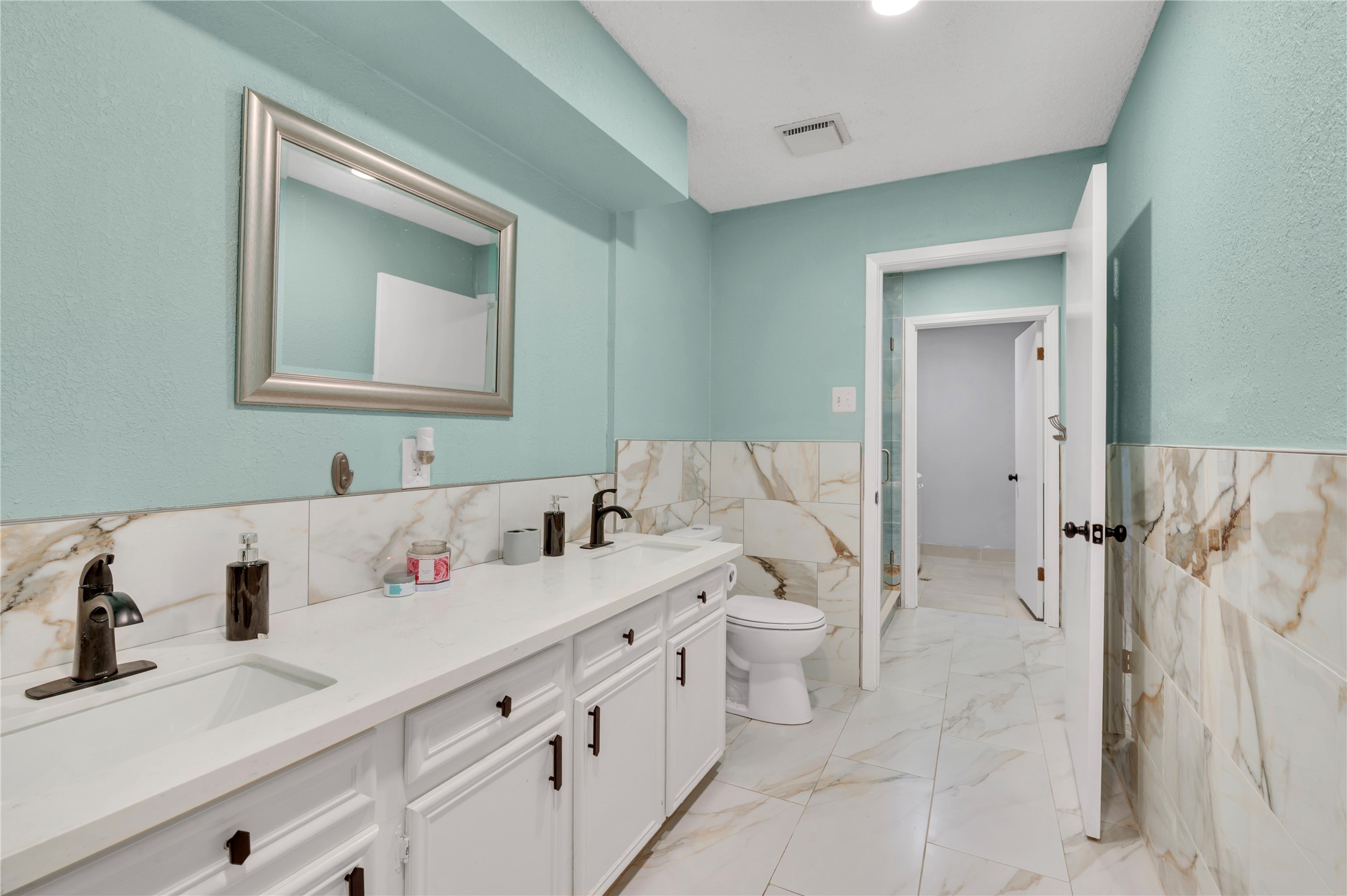 11601 28th Street Property Photo 18