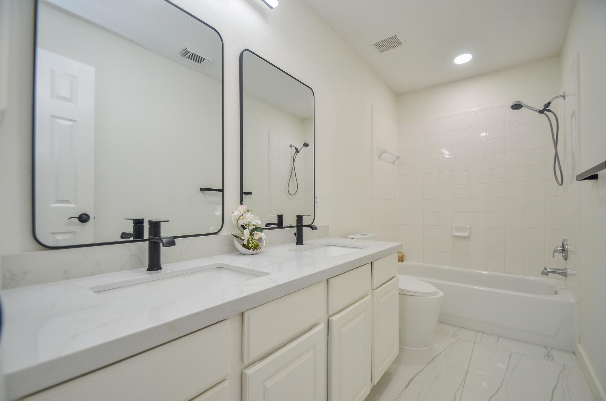4111 Blue Forest Drive Property Photo 38