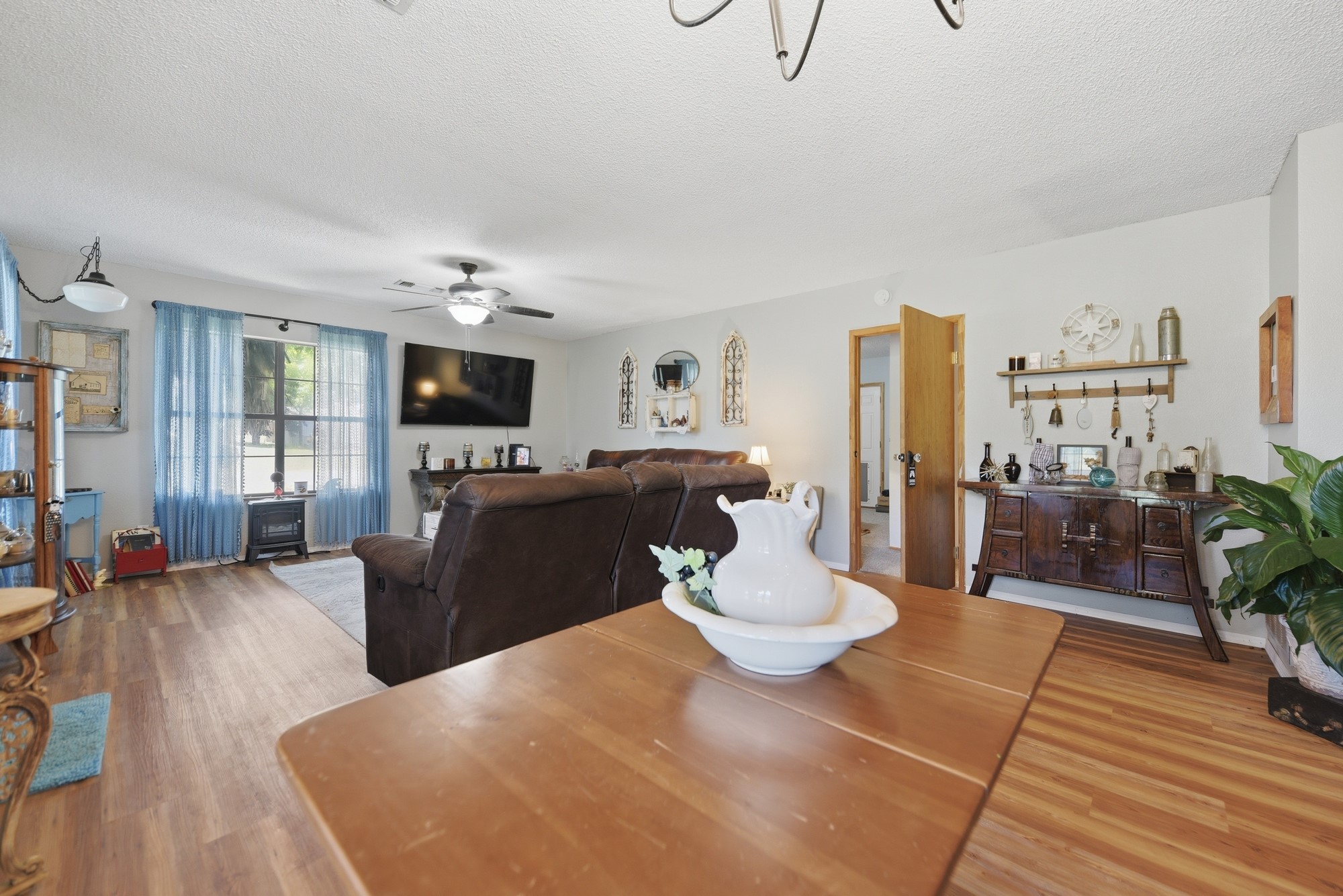 411 Bohlmann Avenue Property Photo 24
