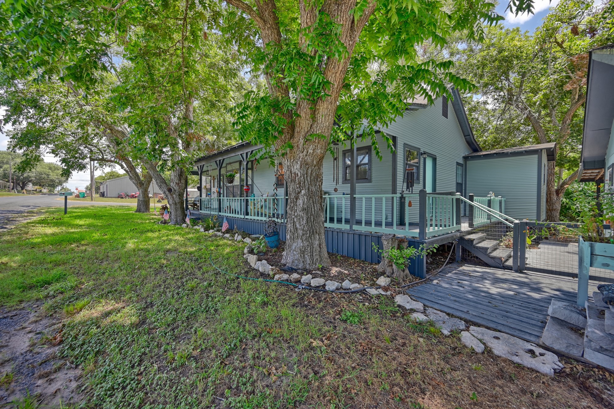 411 Bohlmann Avenue Property Photo 37