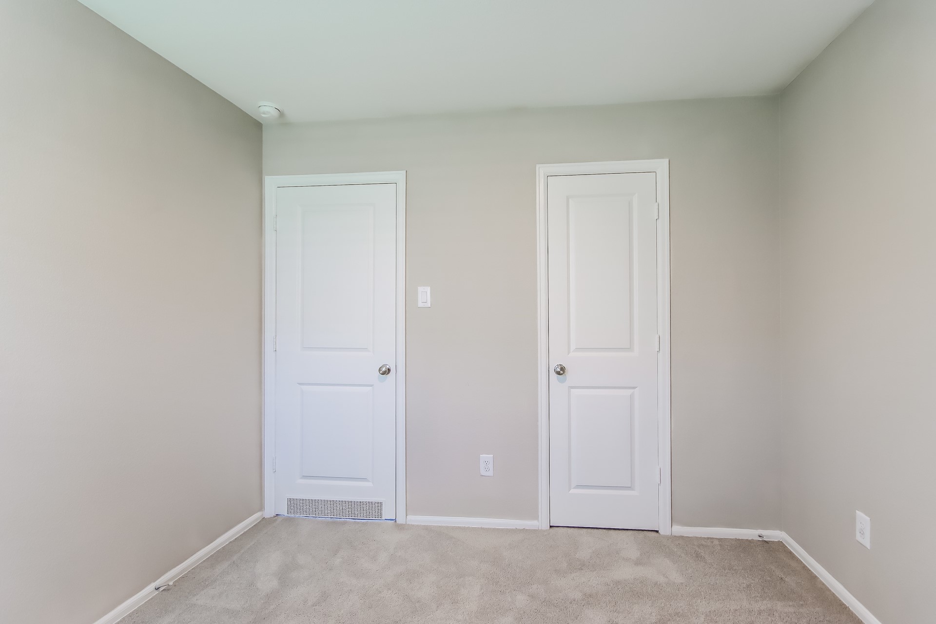 4151 Saw Mill Peak Lane Property Photo 13