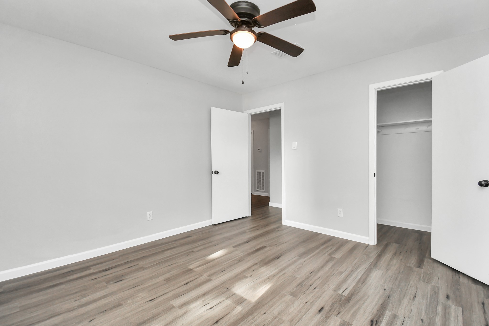 9622 Vilven Lane Property Photo 10