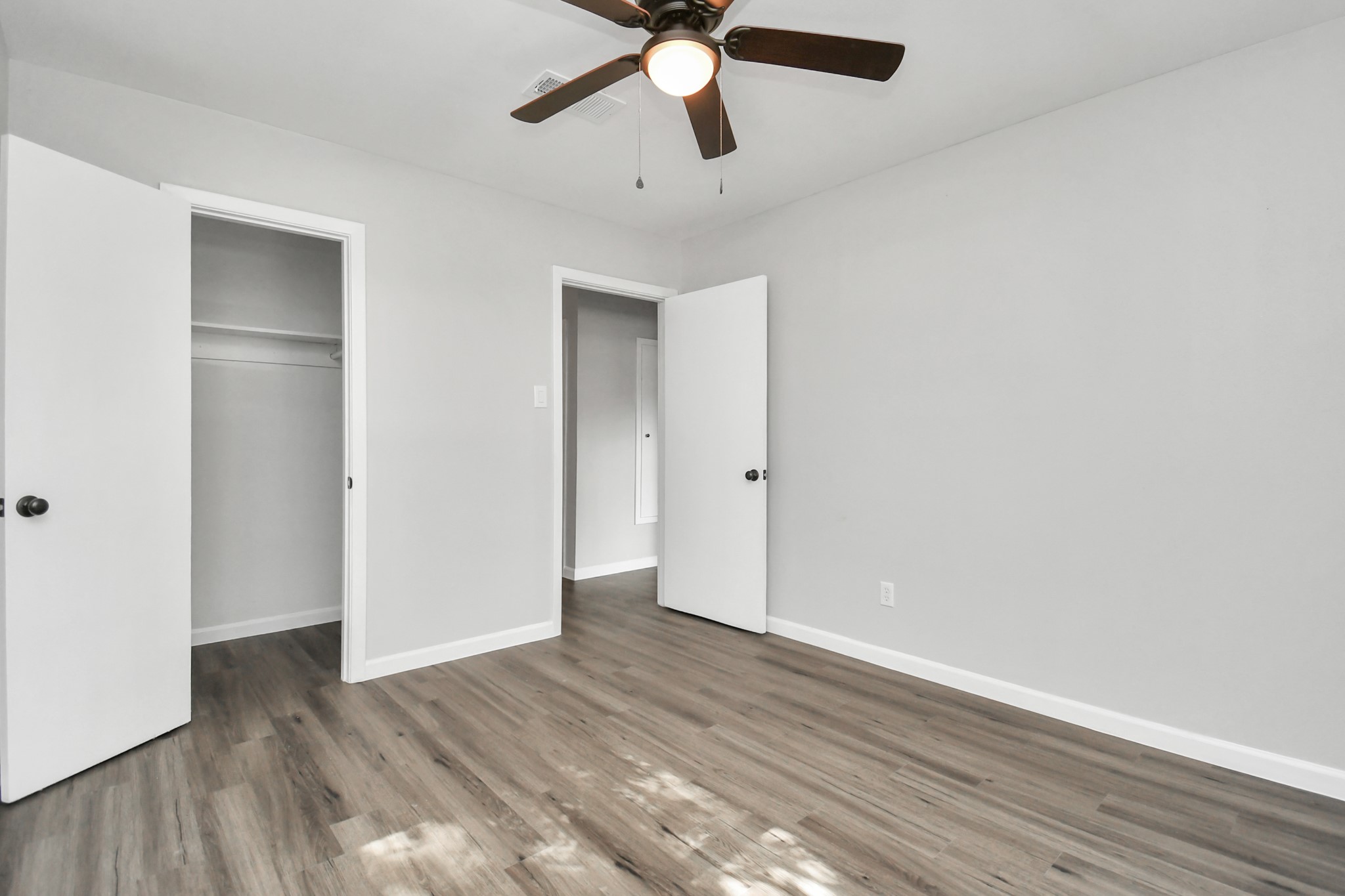 9622 Vilven Lane Property Photo 12