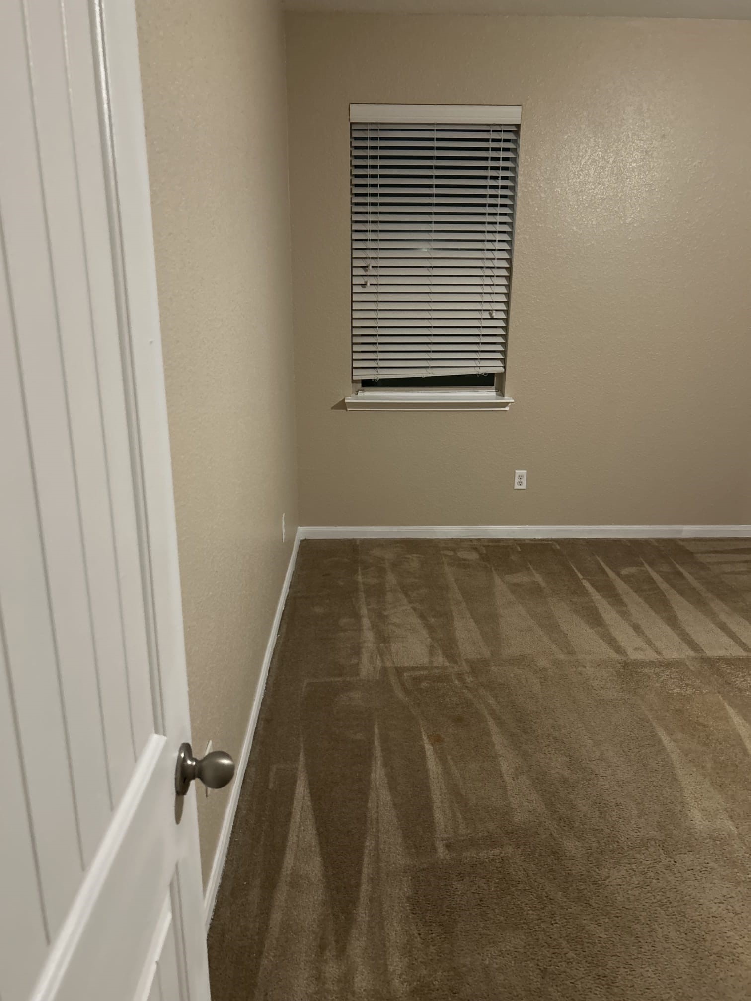 26903 Glacier Creek Drive Property Photo 14