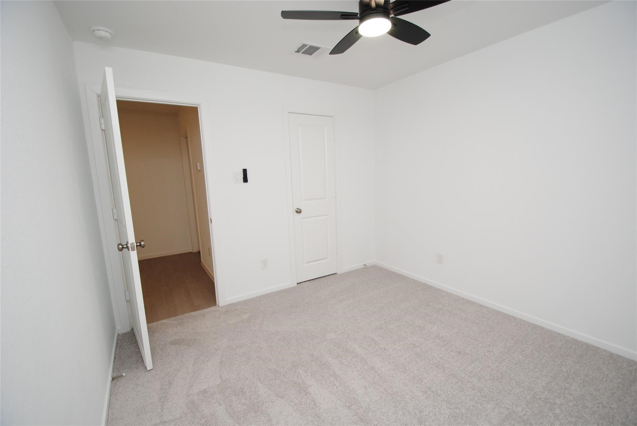3036 Wild Dunes Drive Property Photo 5