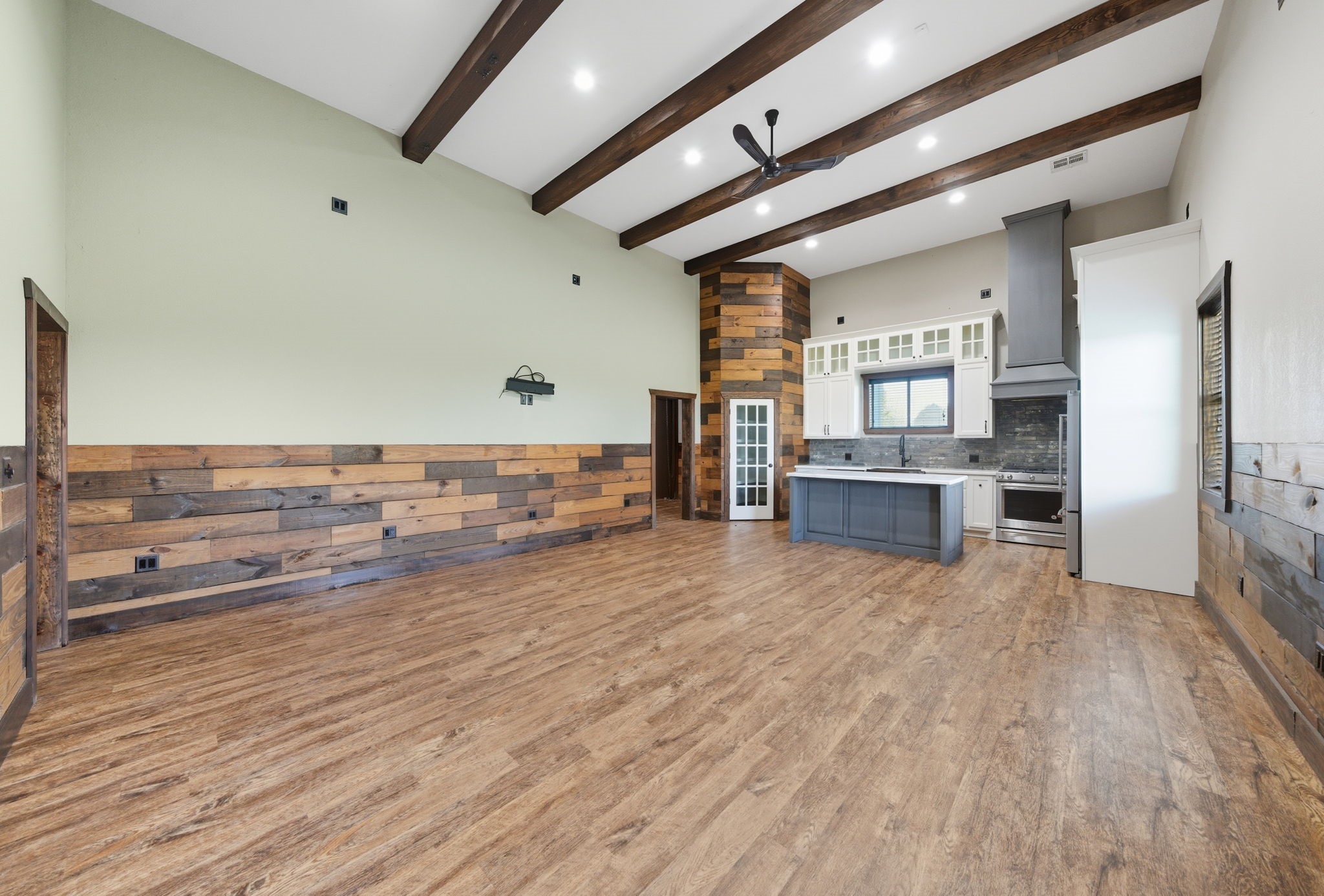 1313 Foley Road Property Photo 12