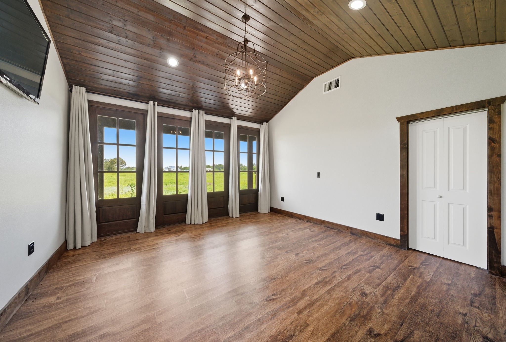 1313 Foley Road Property Photo 16