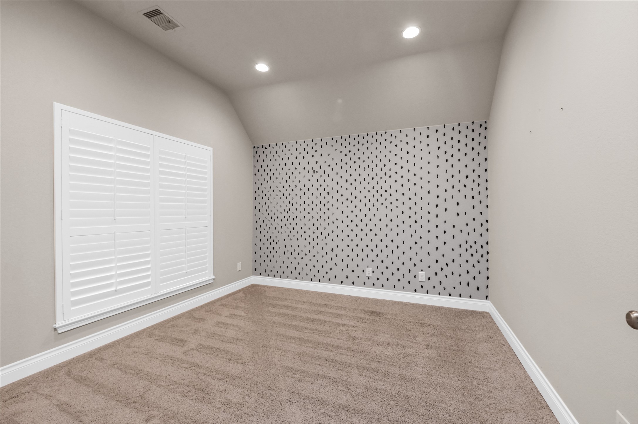 4237 Palmer Hill Drive Property Photo 5