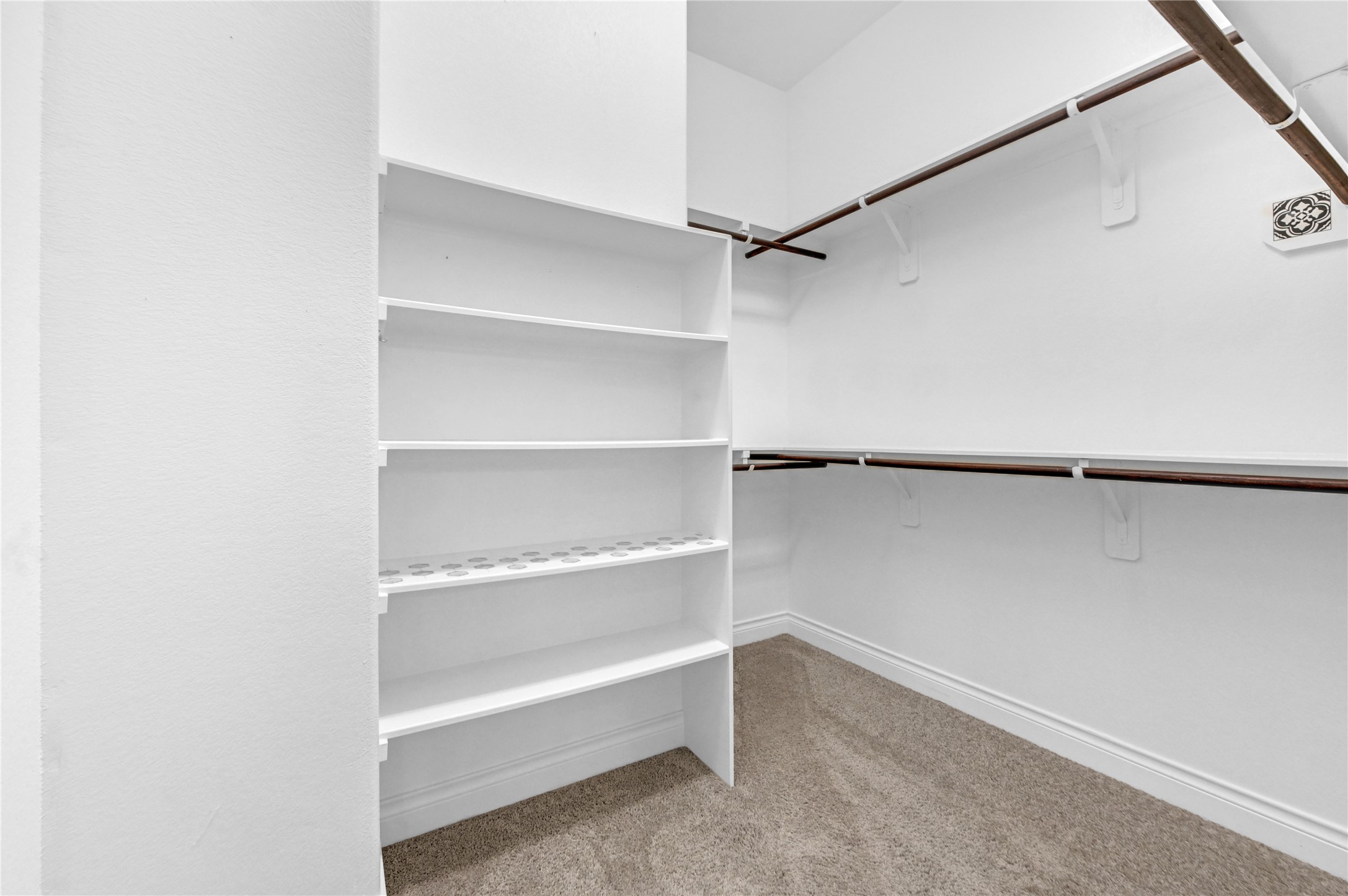 4237 Palmer Hill Drive Property Photo 18