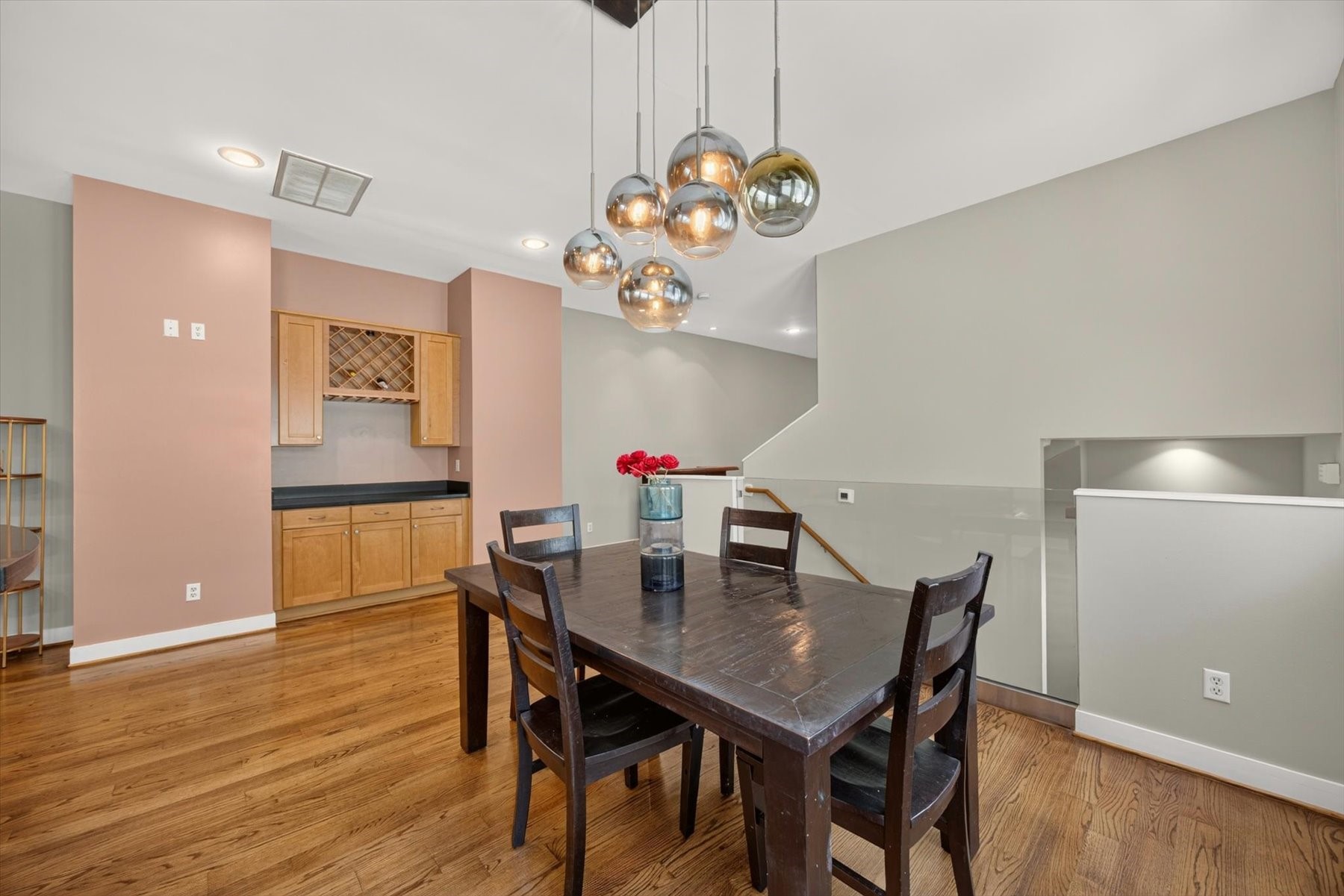 6016 Truro Street Property Photo 14
