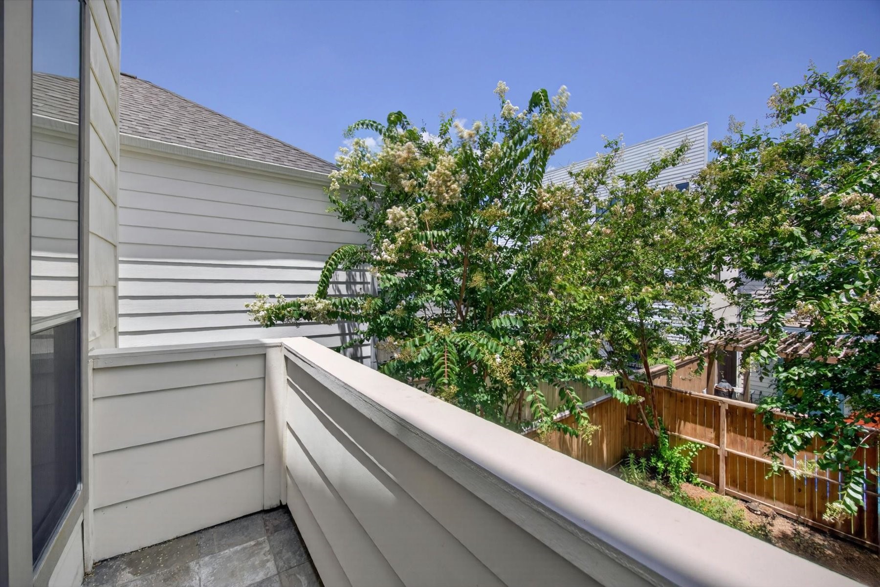 6016 Truro Street Property Photo 18