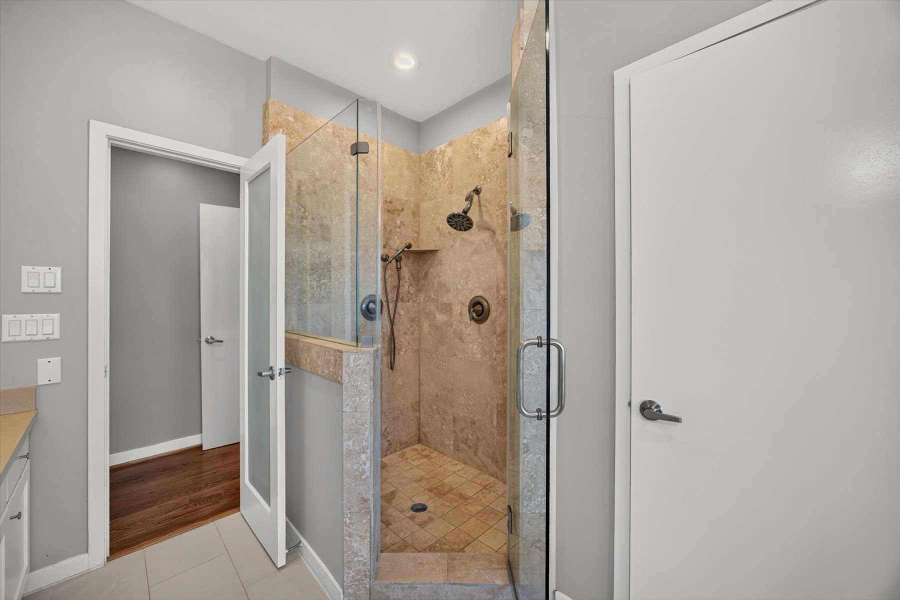 6016 Truro Street Property Photo 29
