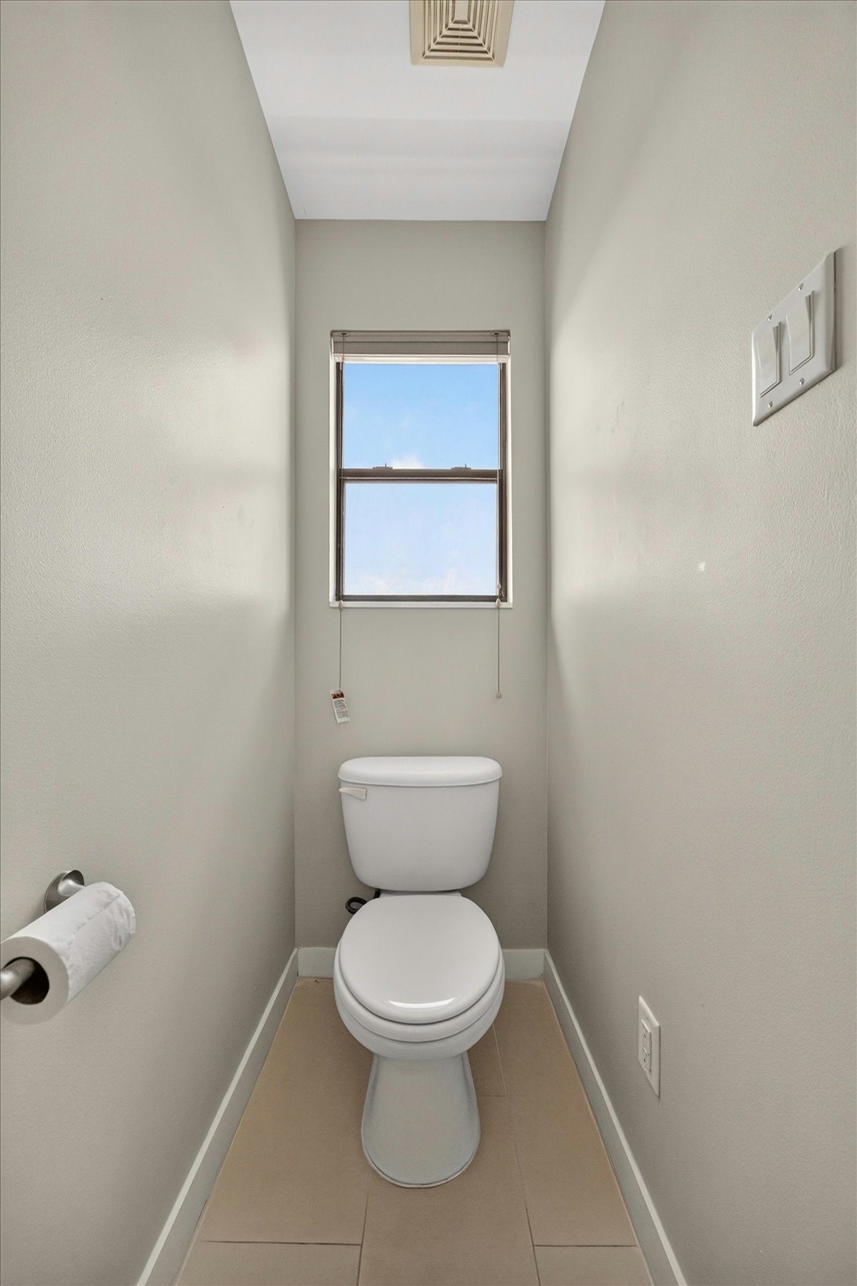 6016 Truro Street Property Photo 31