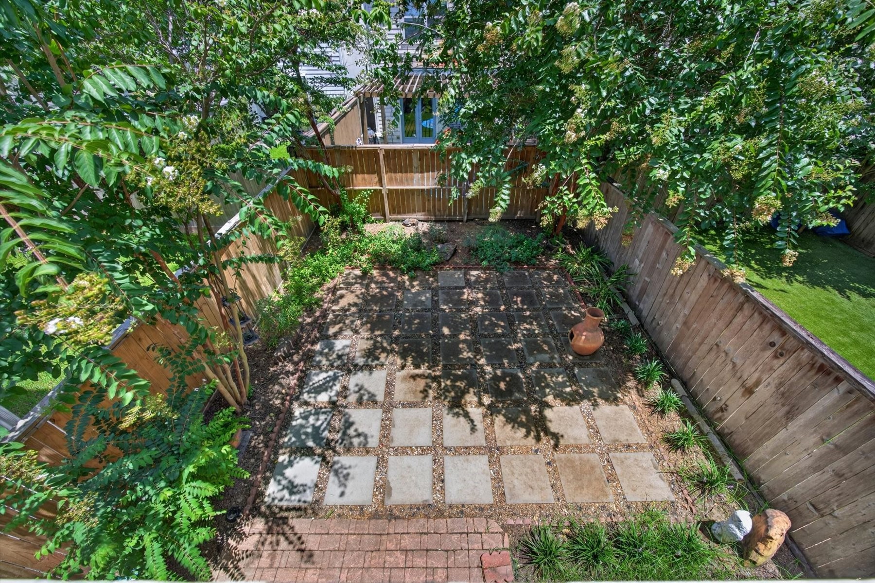 6016 Truro Street Property Photo 38