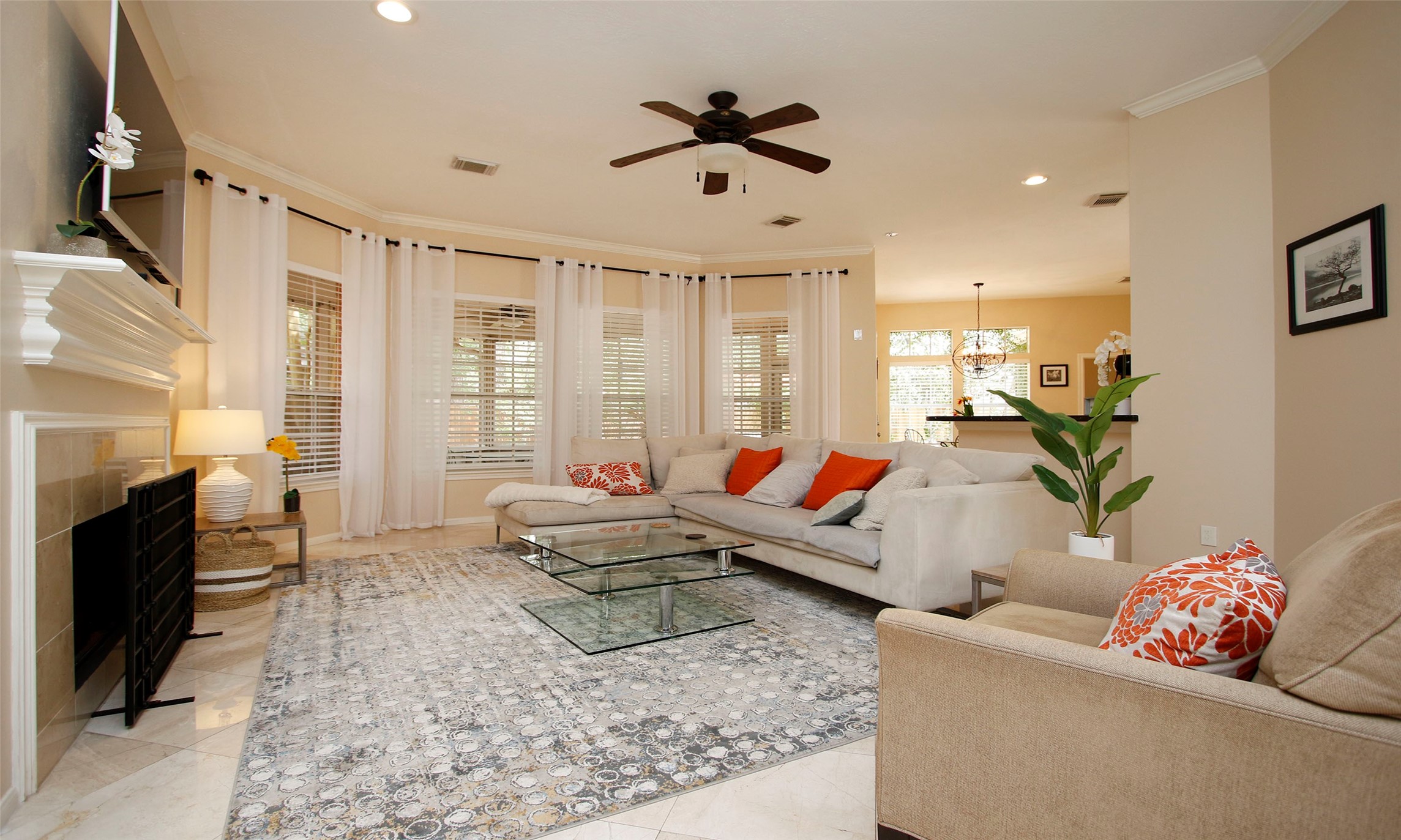 19 E Sunny Slope Circle Property Photo 6