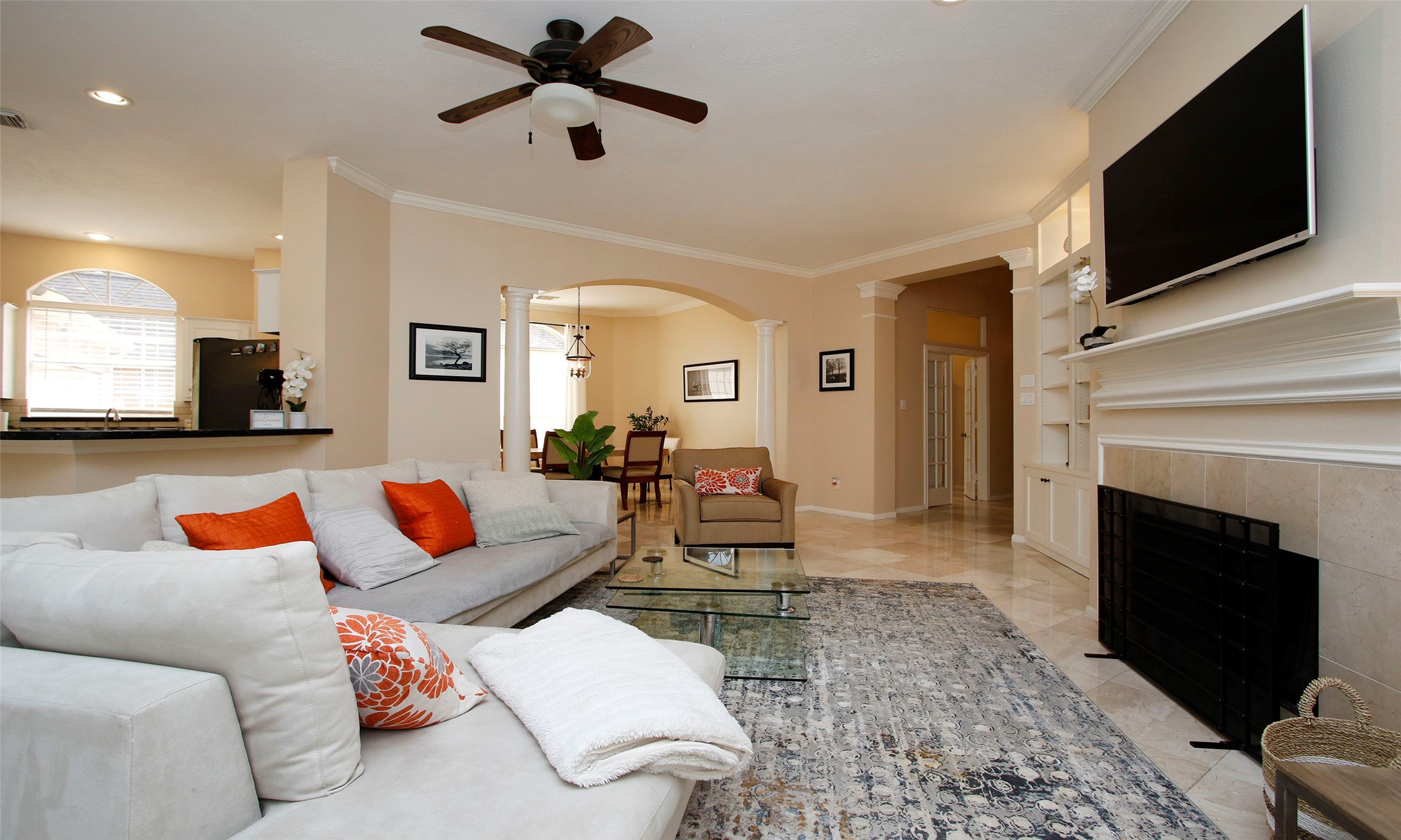 19 E Sunny Slope Circle Property Photo 8