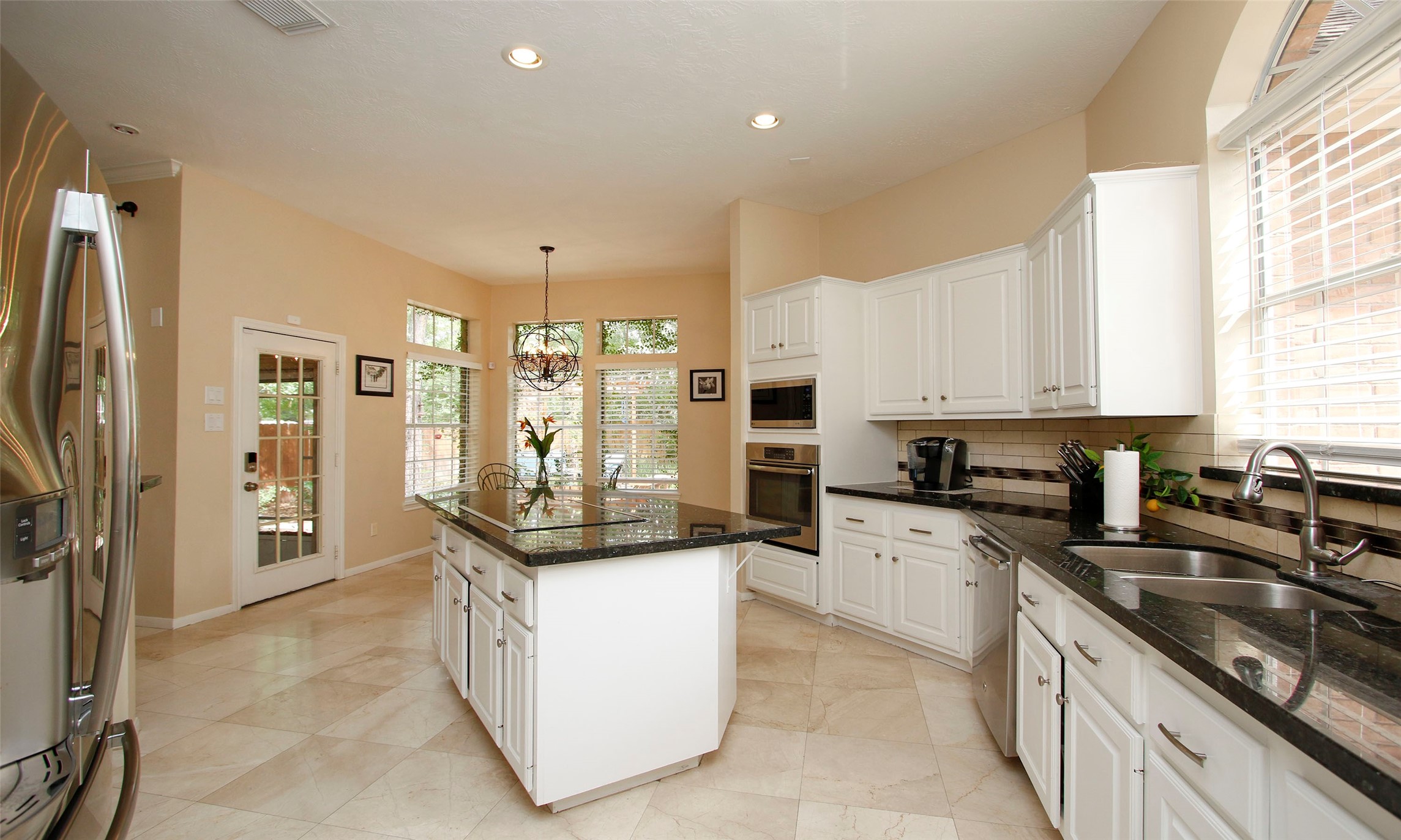19 E Sunny Slope Circle Property Photo 16