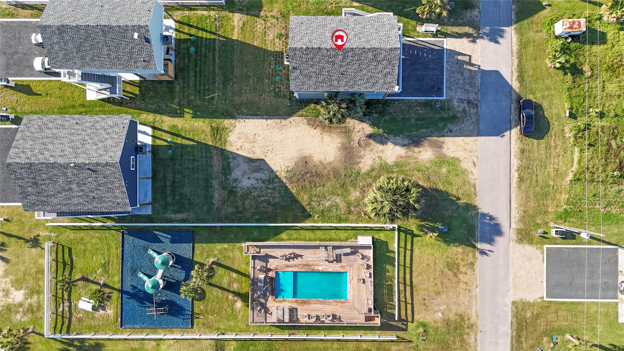 1062 Shady Lane Property Photo 4