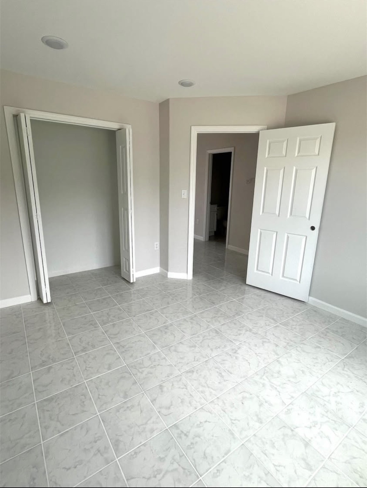 4305 Phlox Street 8a Property Photo 8