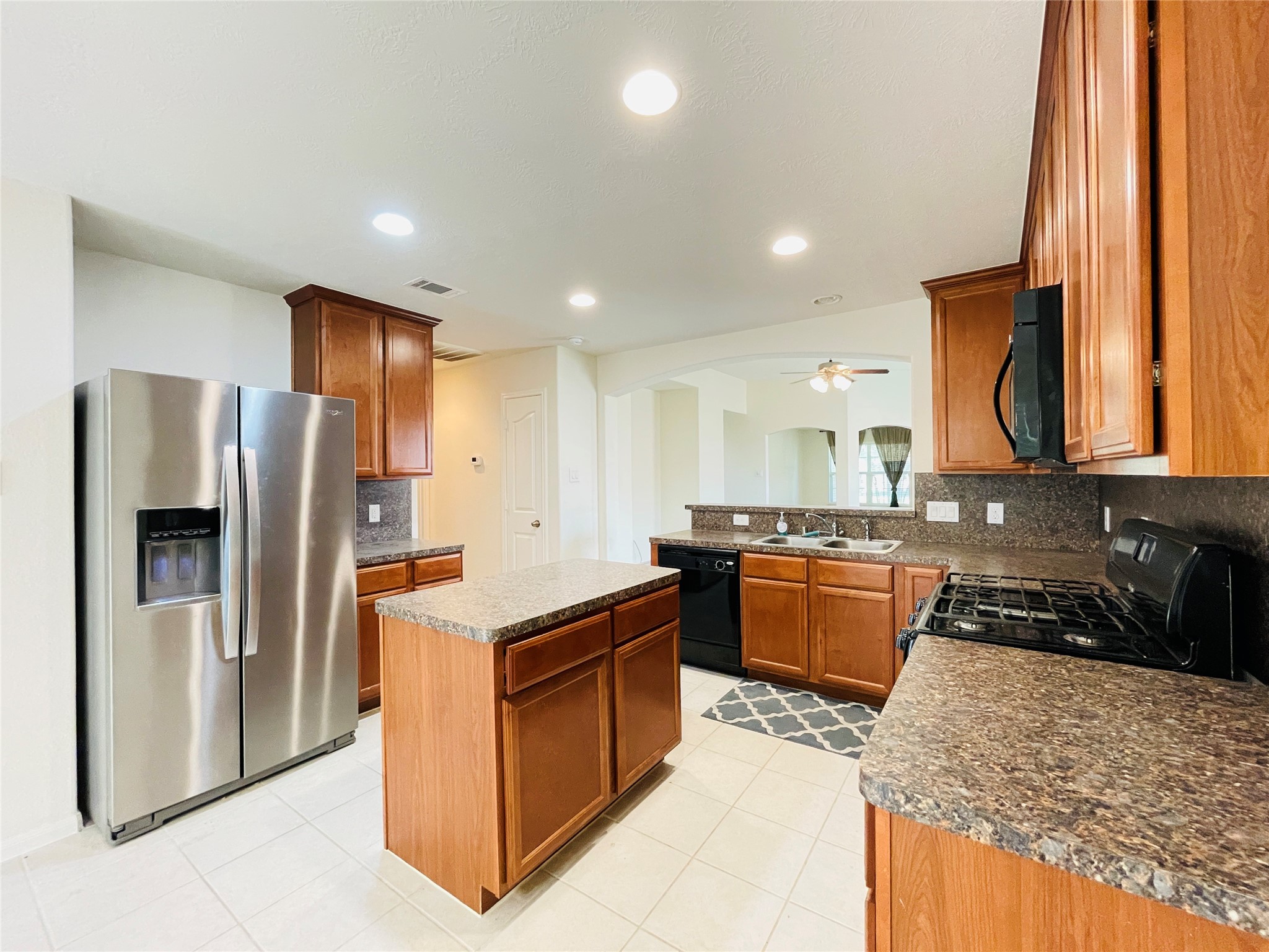 2406 Blue Reef Drive Property Photo 8