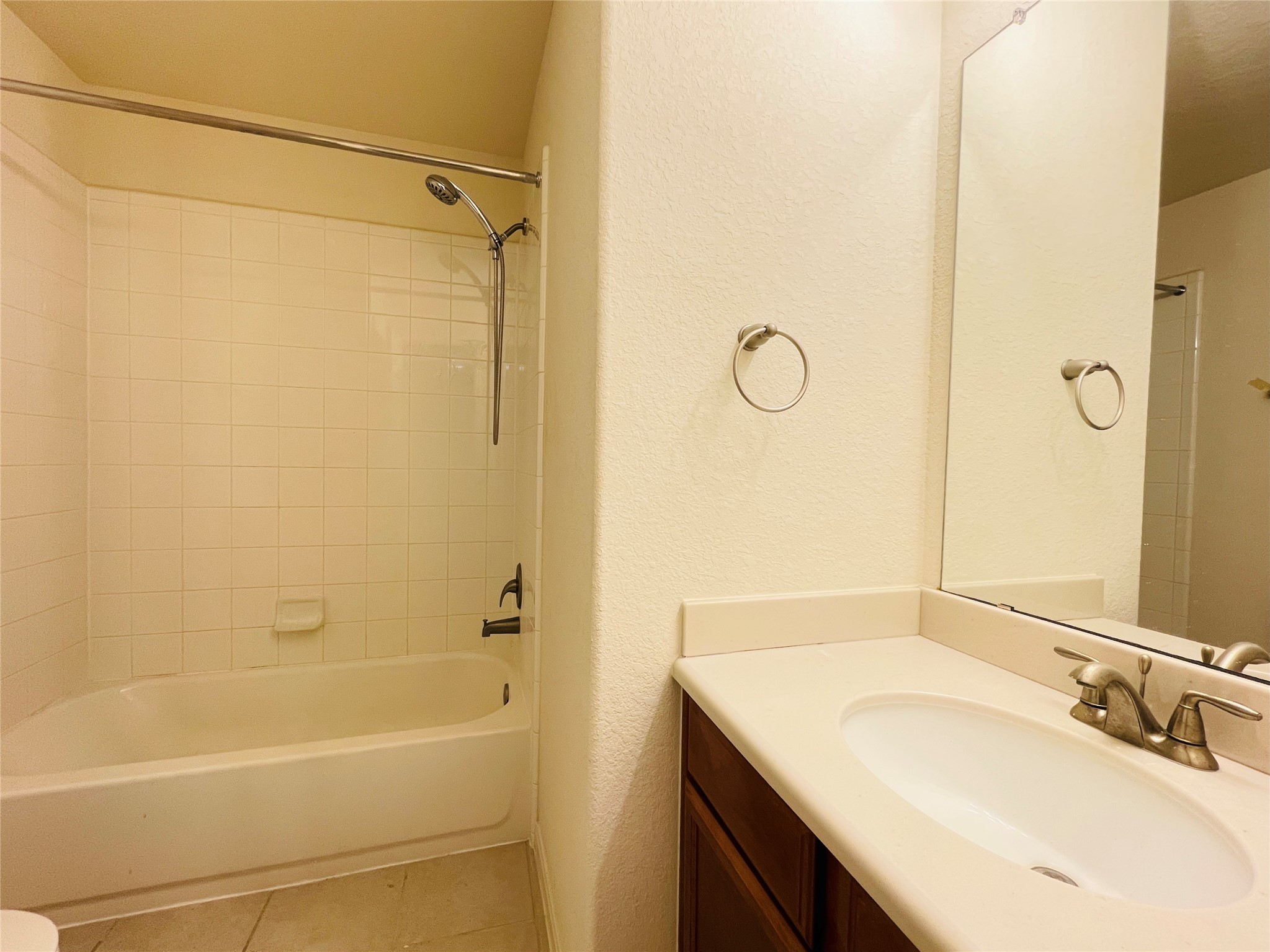 2406 Blue Reef Drive Property Photo 15