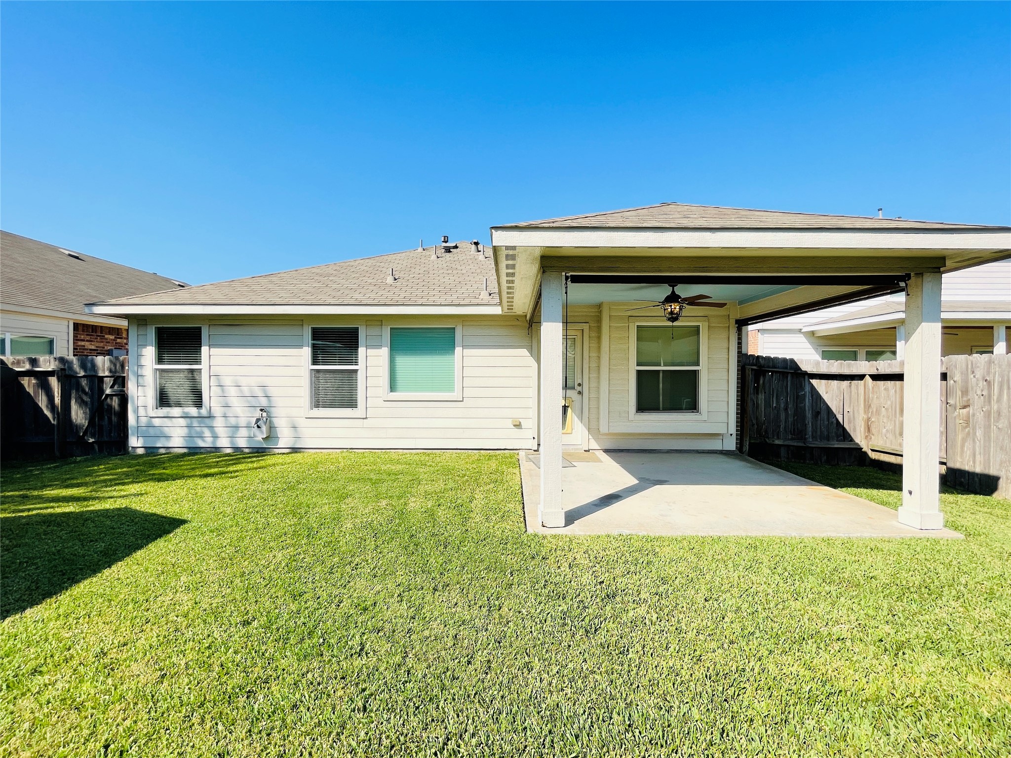 2406 Blue Reef Drive Property Photo 20