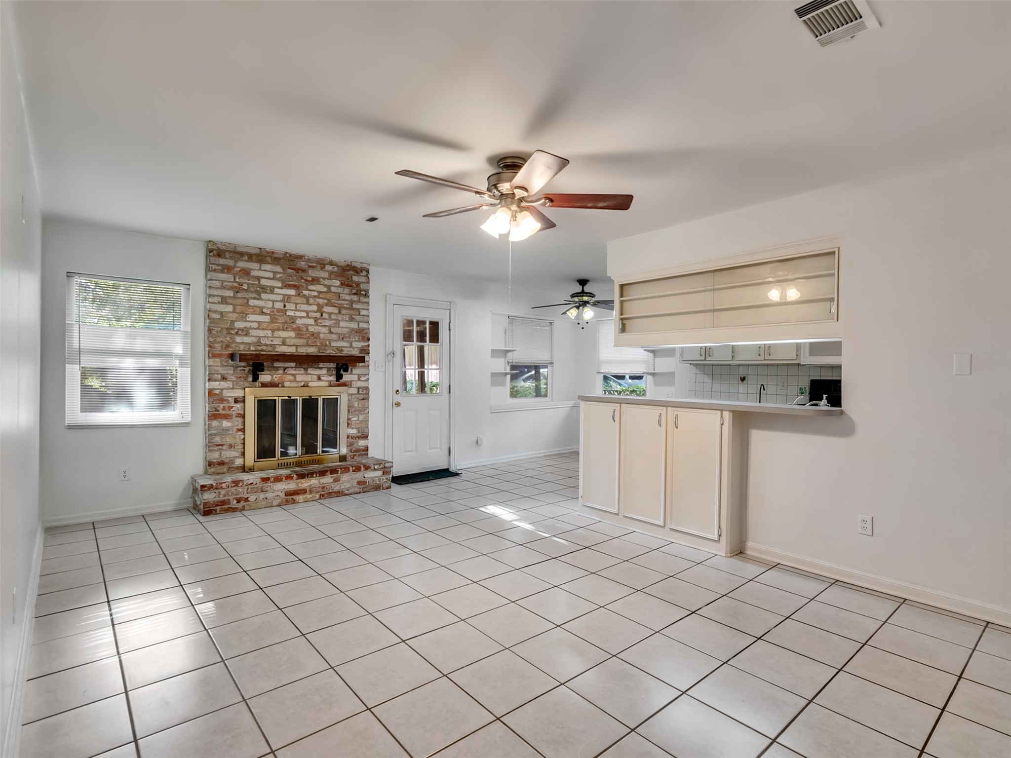 15443 W Willowwind Property Photo 5