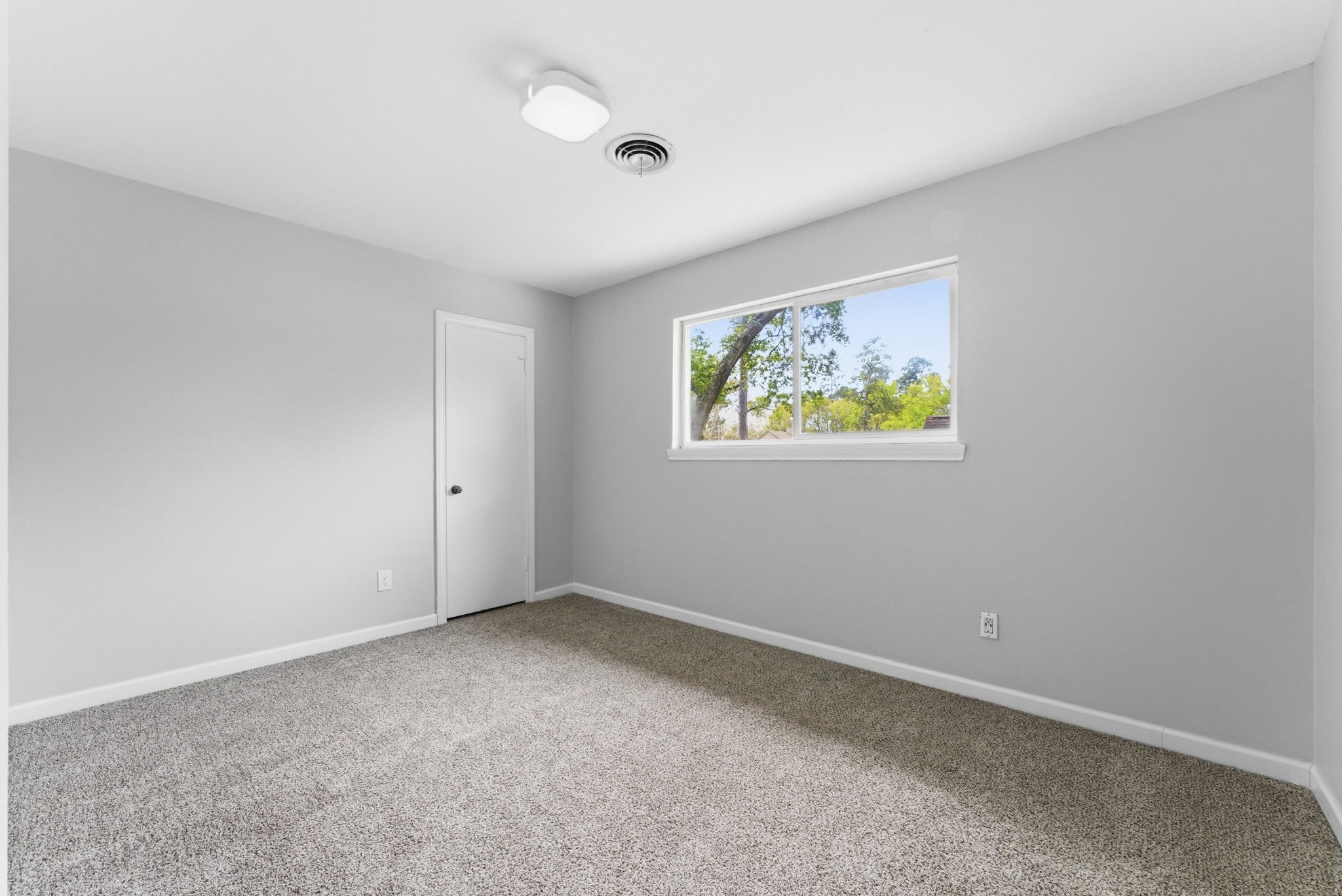 206 W North Hill Drive Property Photo 22