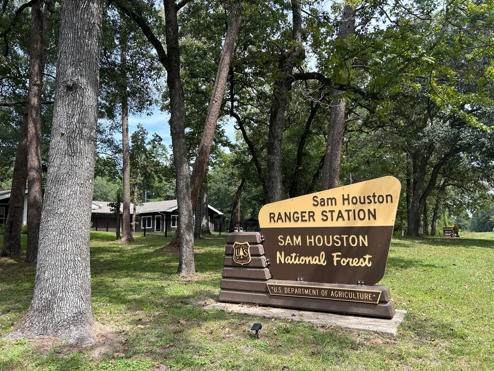 19560 Stripe Hill Bend Property Photo 35