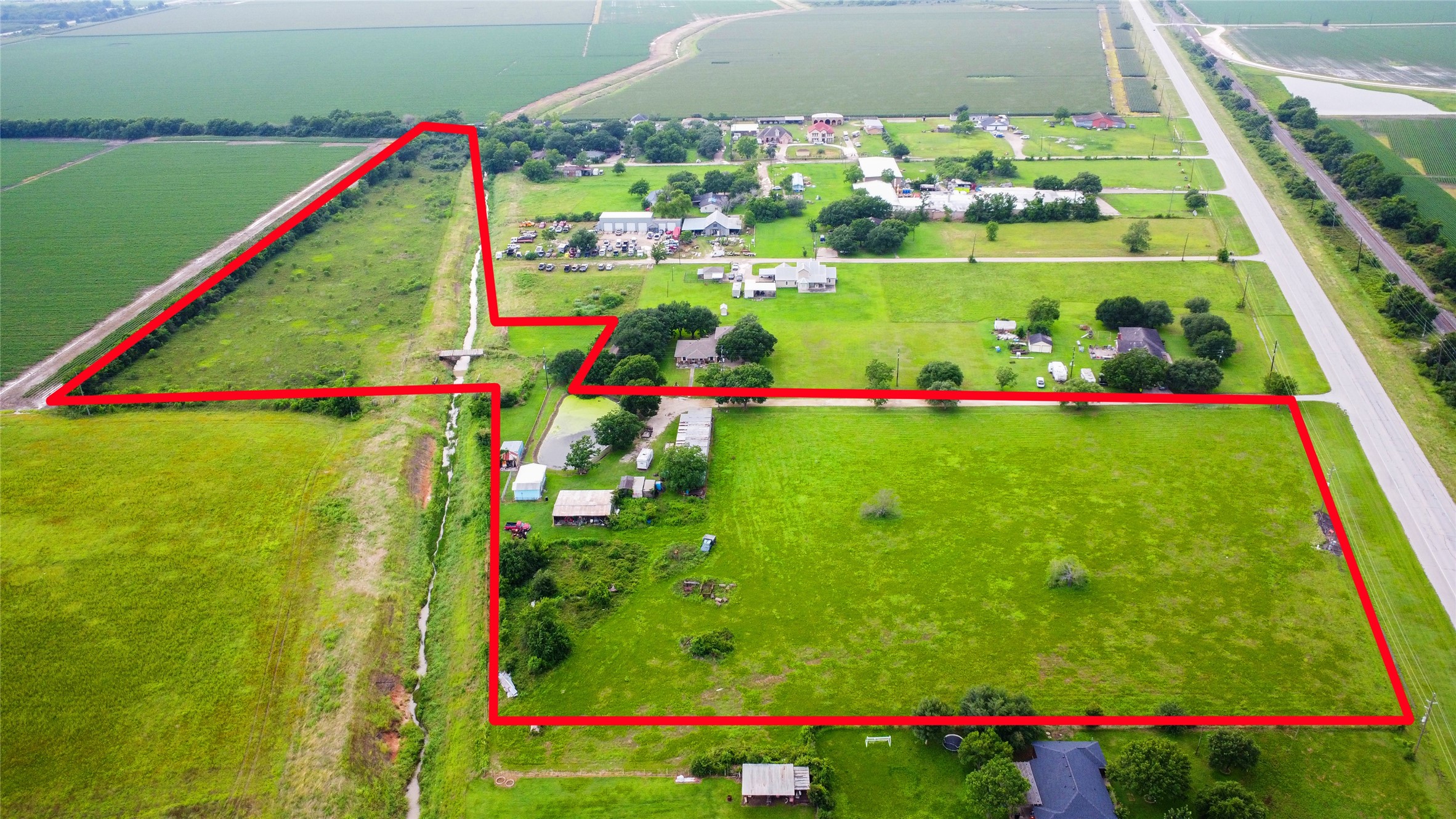 1329 Highway 36 N Property Photo 4