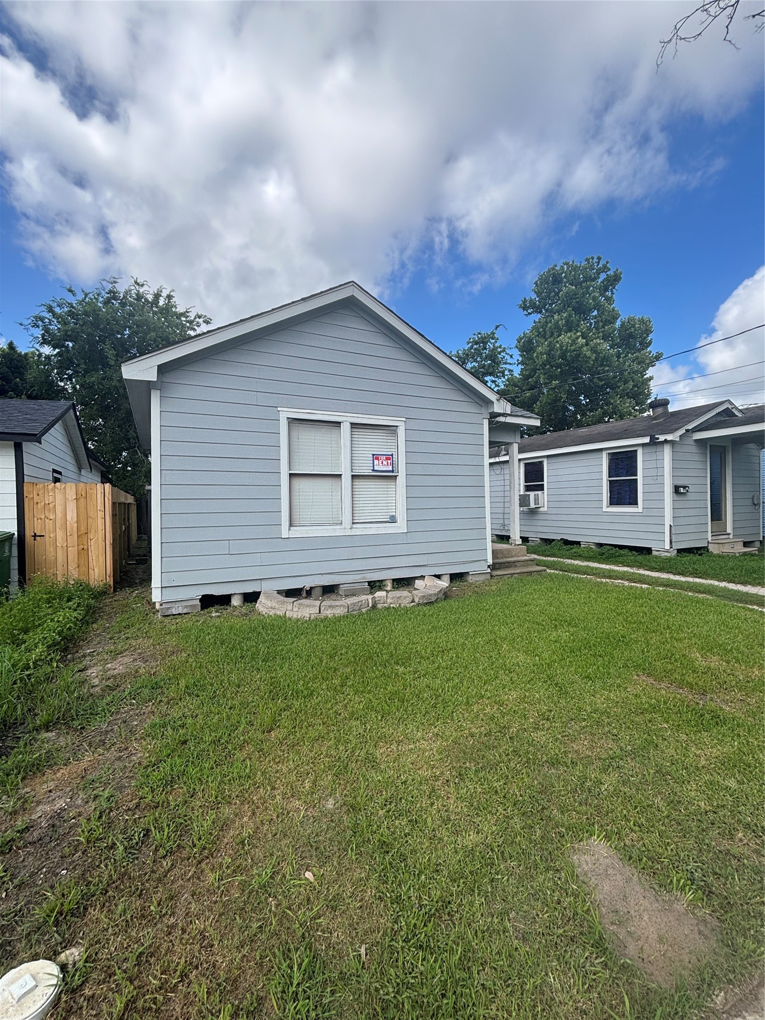 7910 Ford Street Property Photo 3