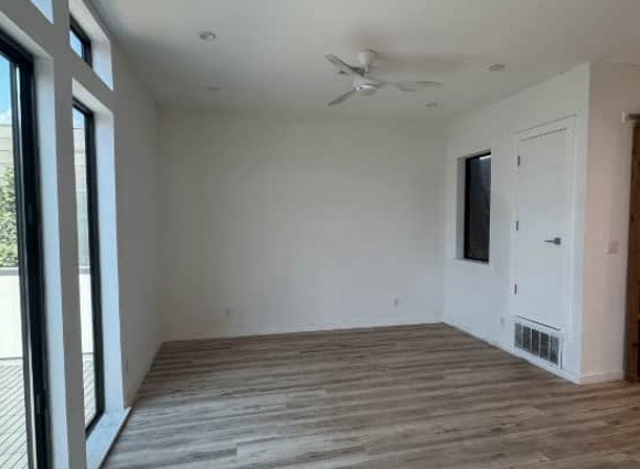 1527 Hickory Street Property Photo 3